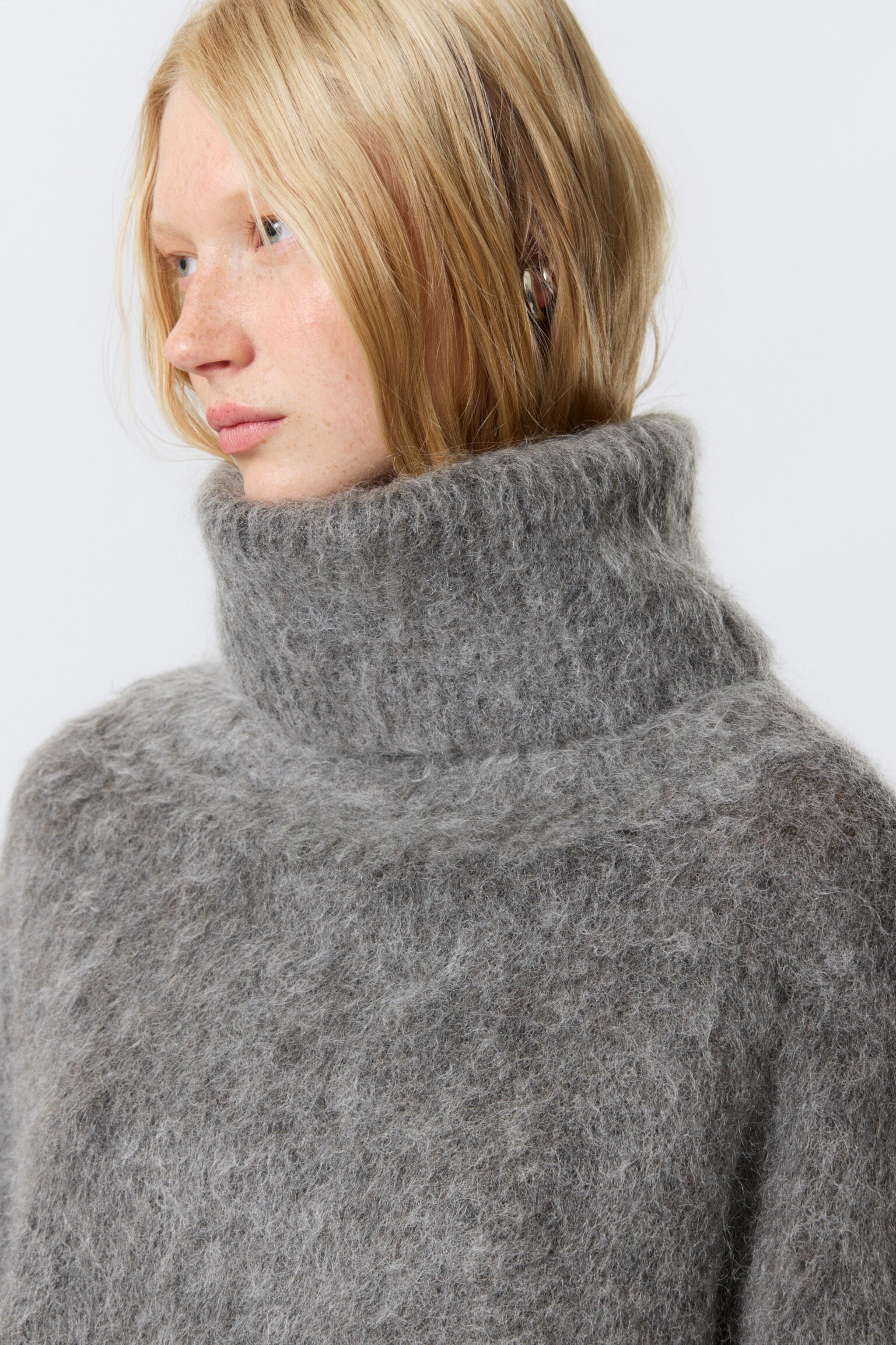 Oversized turtleneck i mohairmix - Mörkgråmelerad/Mörk Brunmelerad - 3