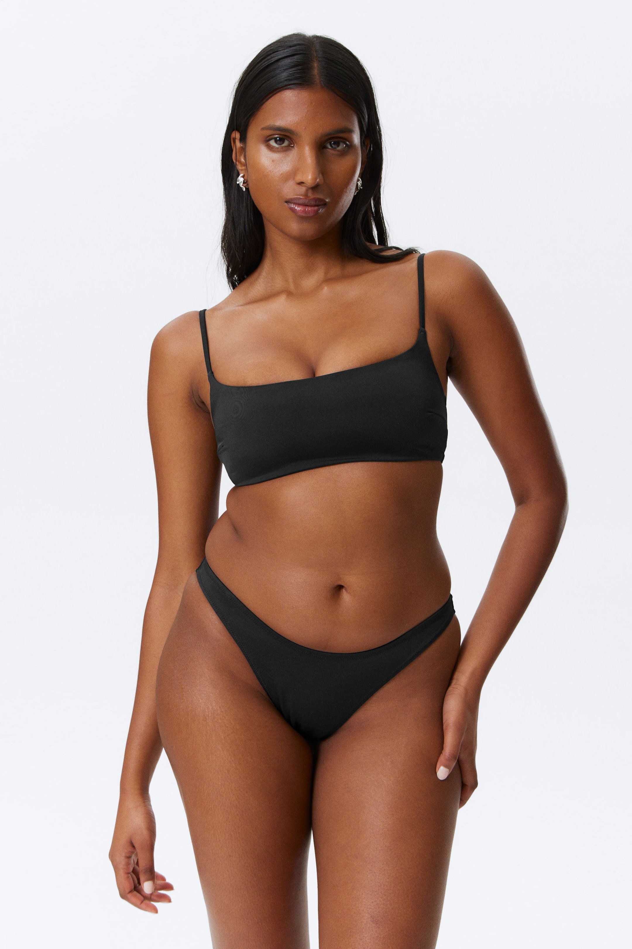 Black & Beige - 2-pack Scoop Neck Bikini Tops - 2