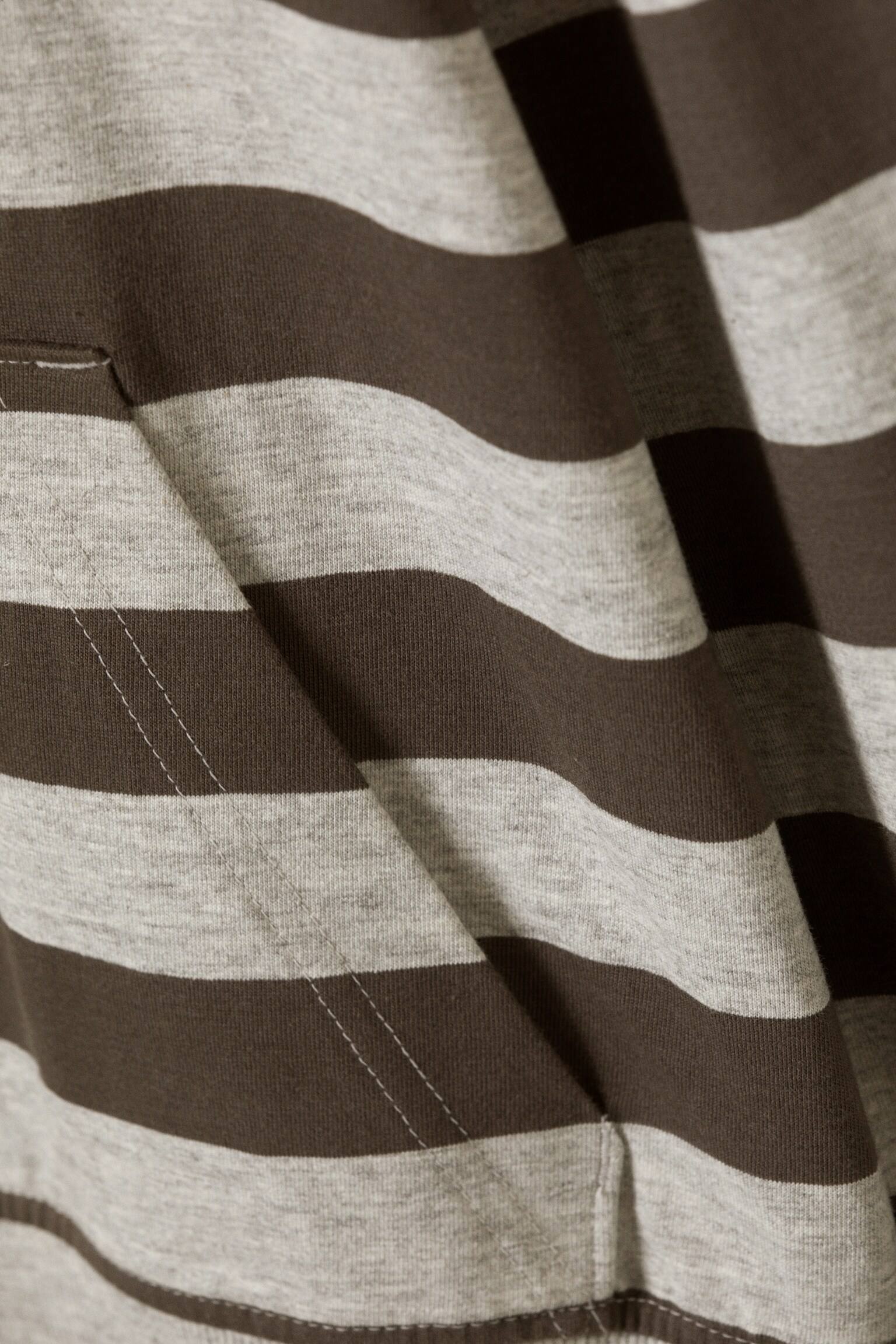 Tight hoodie i bomulls-jersey - Grå & Mörk Mullvad Rand - 4