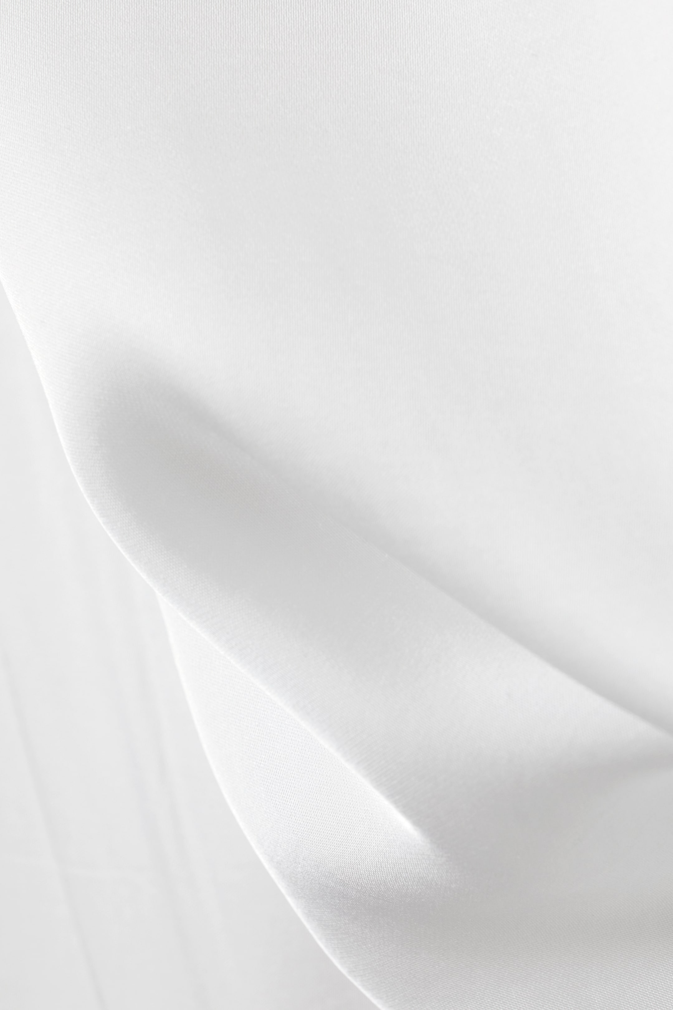 Se større billede: Oversized boxy skinnende skjorte - Hvid - HERRE | H&M DK 2