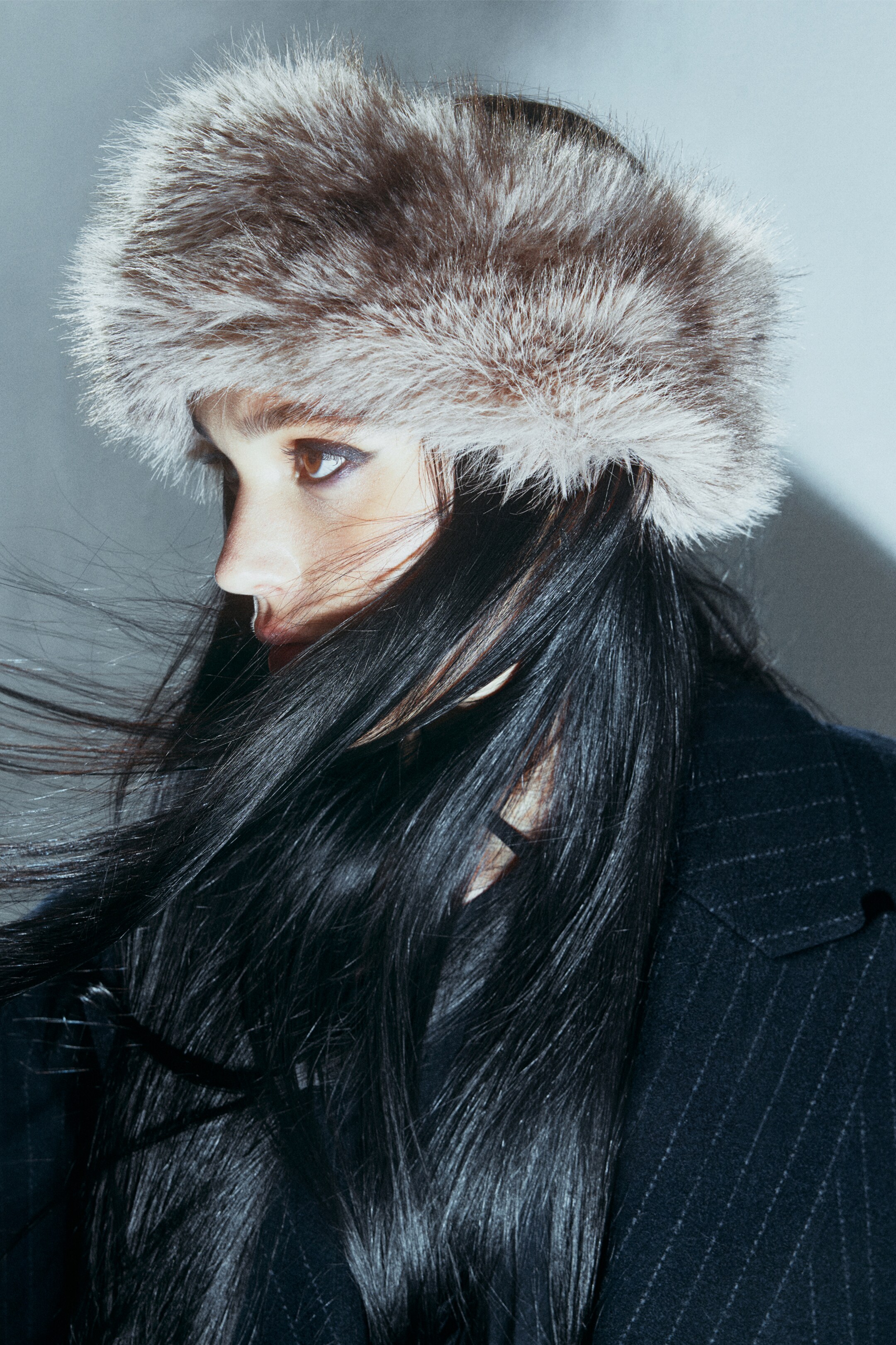 Größeres Bild ansehen: Weiches Kunstfell-Stirnband - Beige - Ladies | H&M DE 1