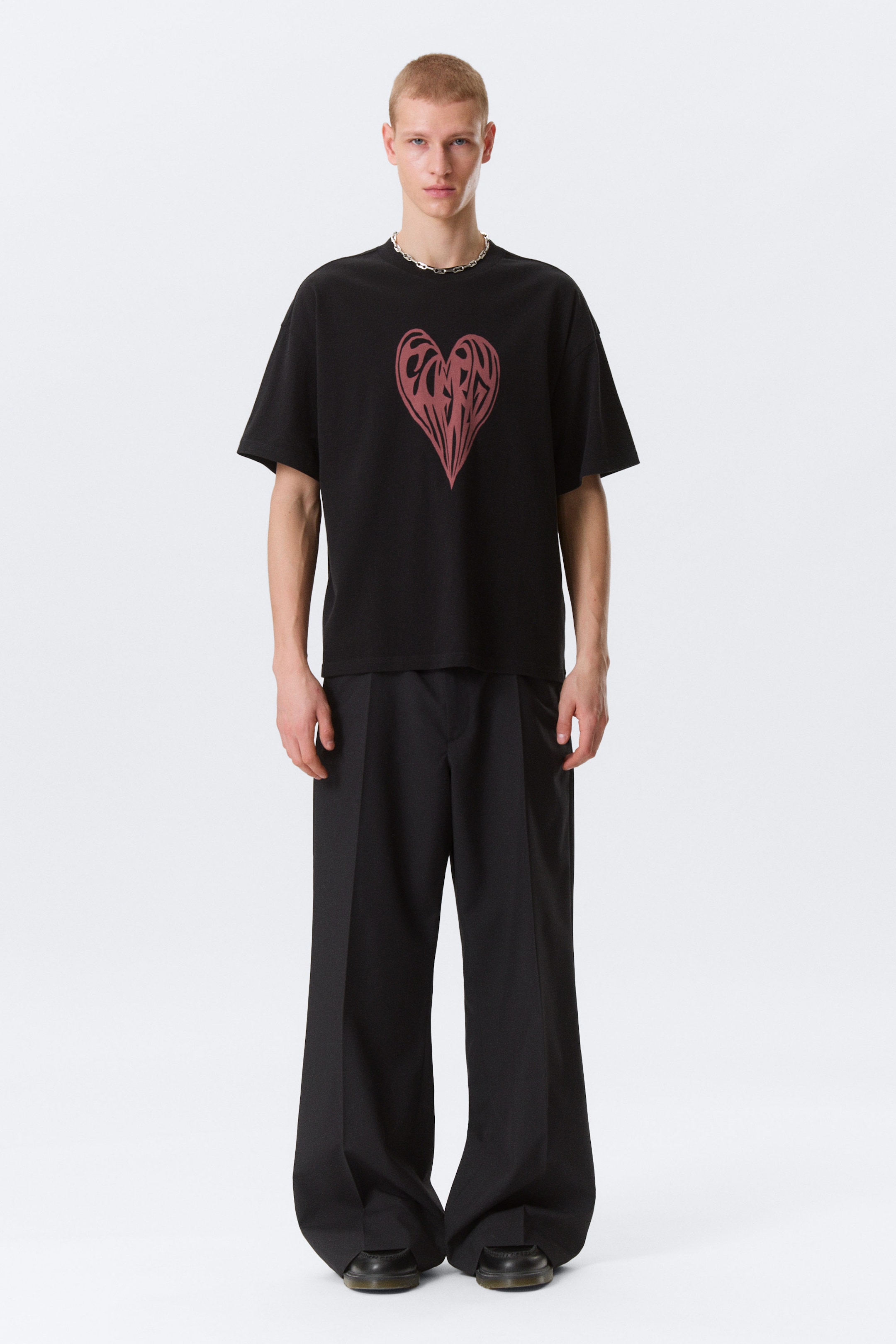 Black - Heart of Energy - Great Boxy Printed Graphic Tee - 1