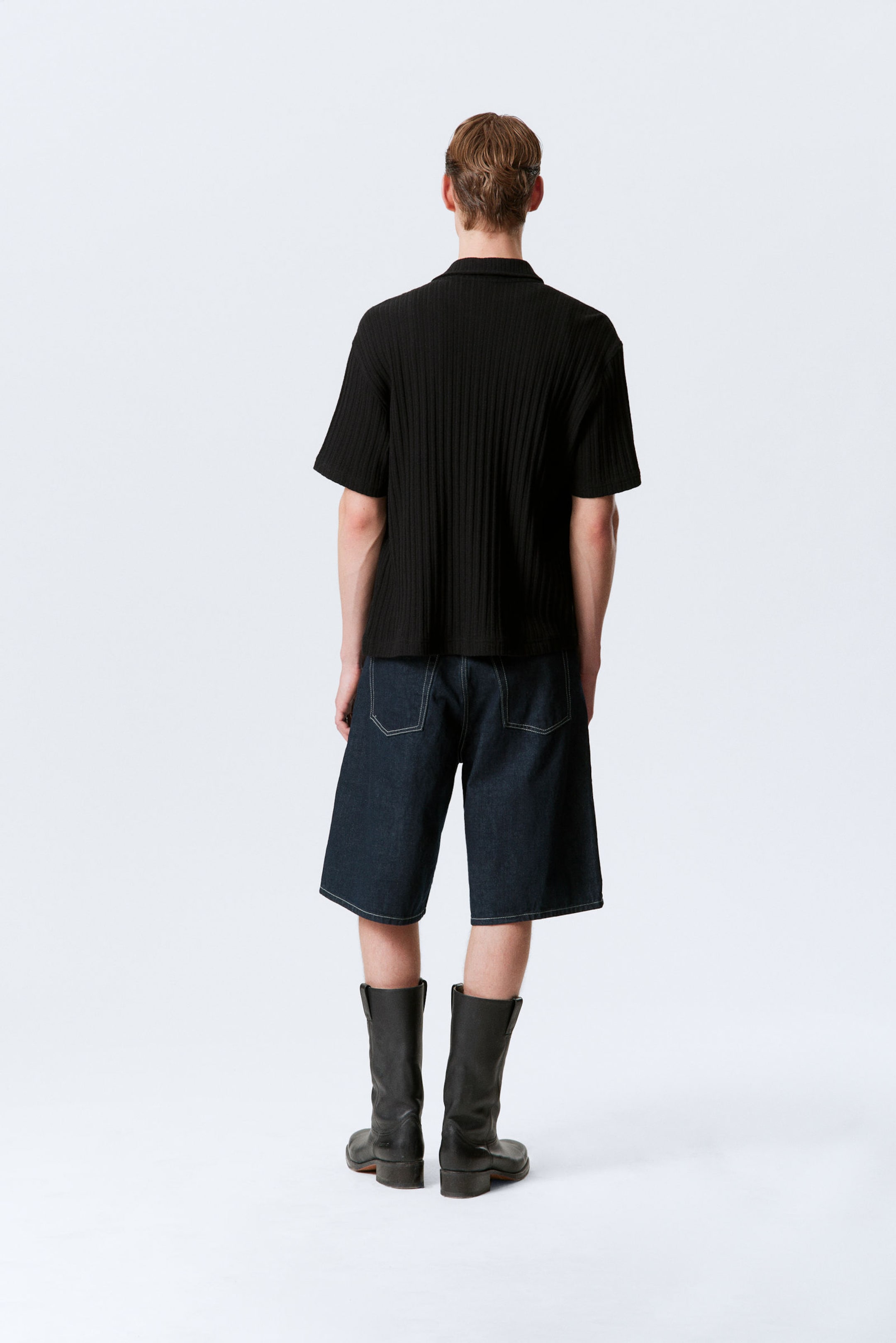 Black - Knitted Short-Sleeved Button-Up Shirt - 3