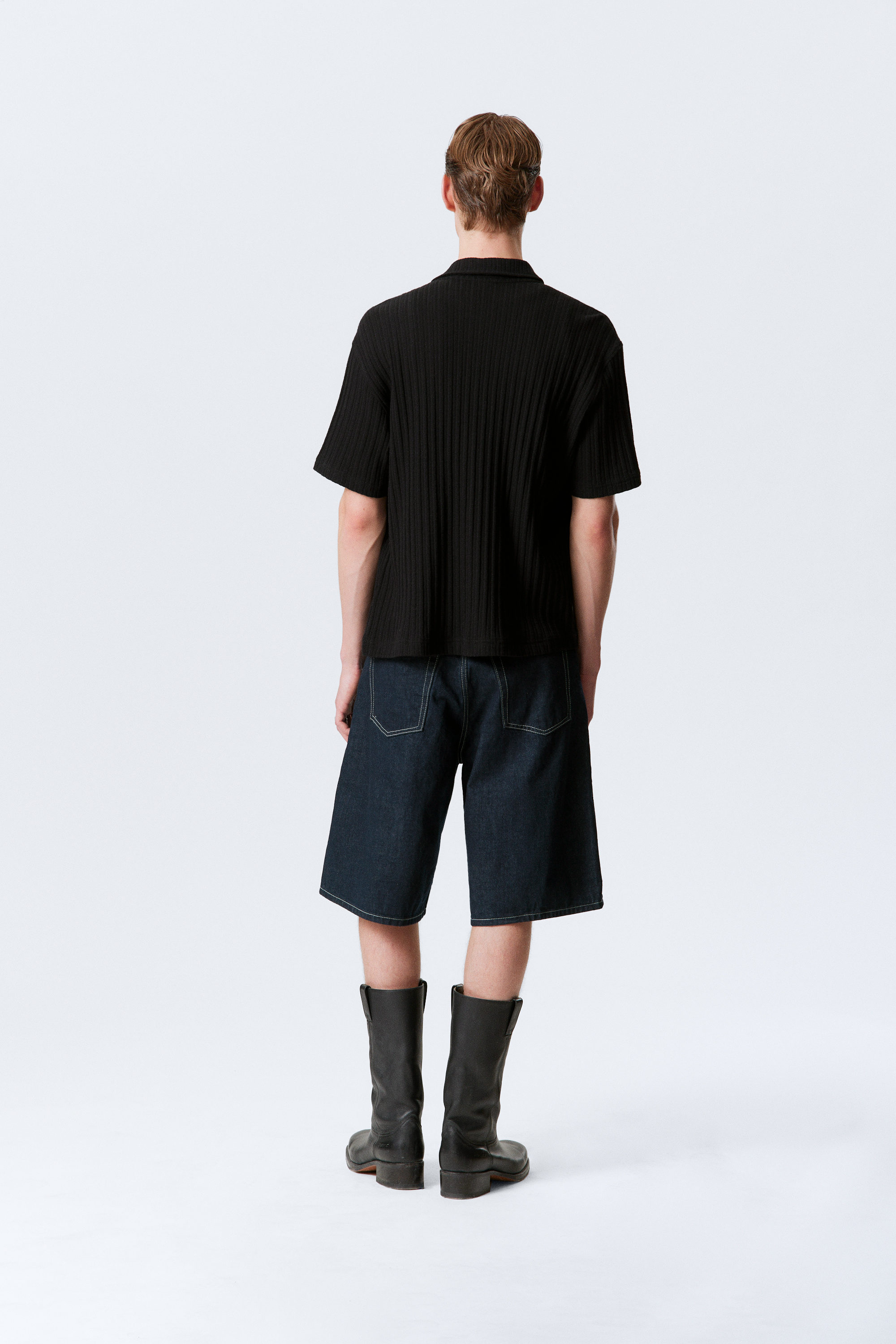 Black - Knitted Short-Sleeved Button-Up Shirt - 3