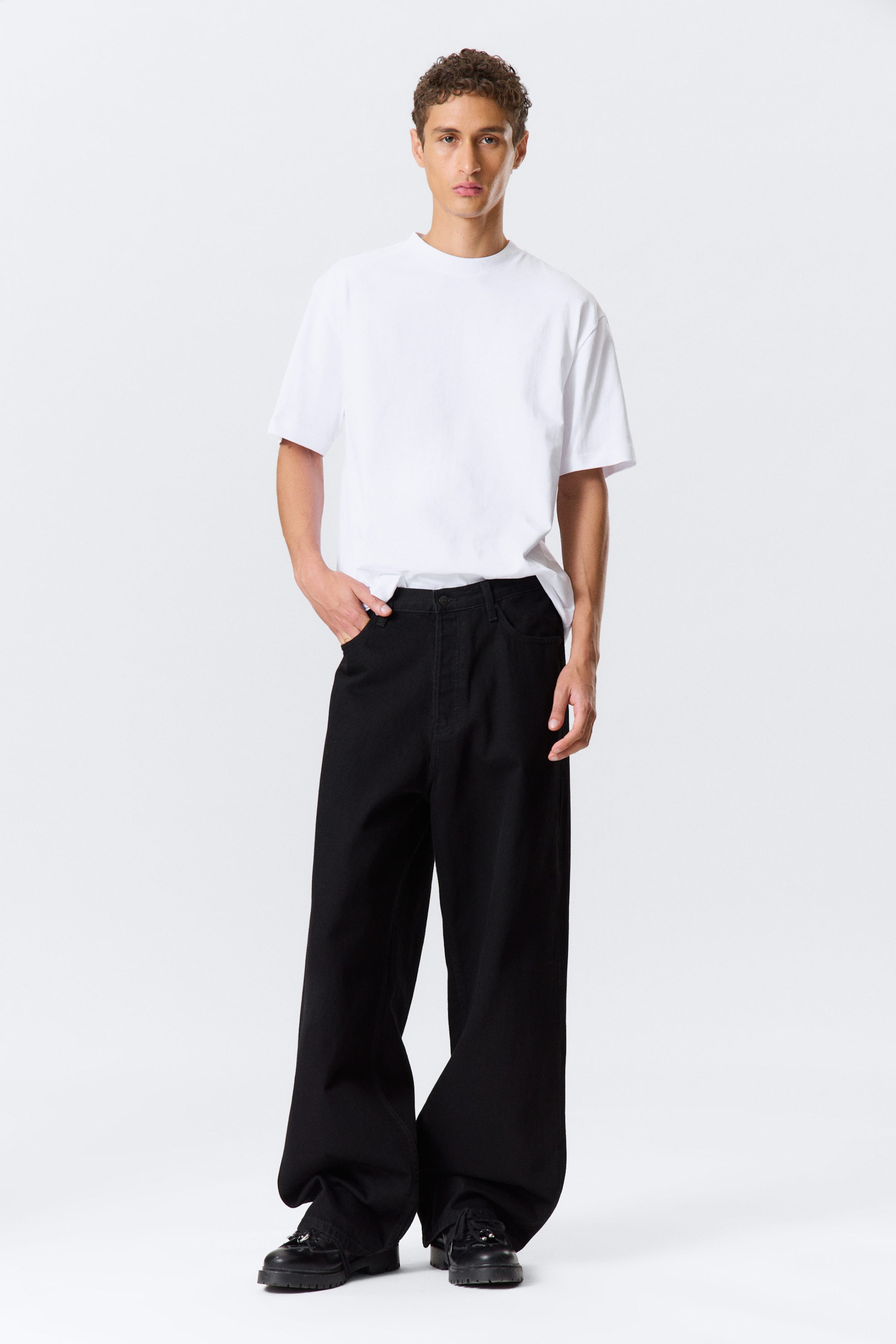 Black Rinse - Black - Astro Mid Rise Loose Baggy Leg Unisex Jeans - 2