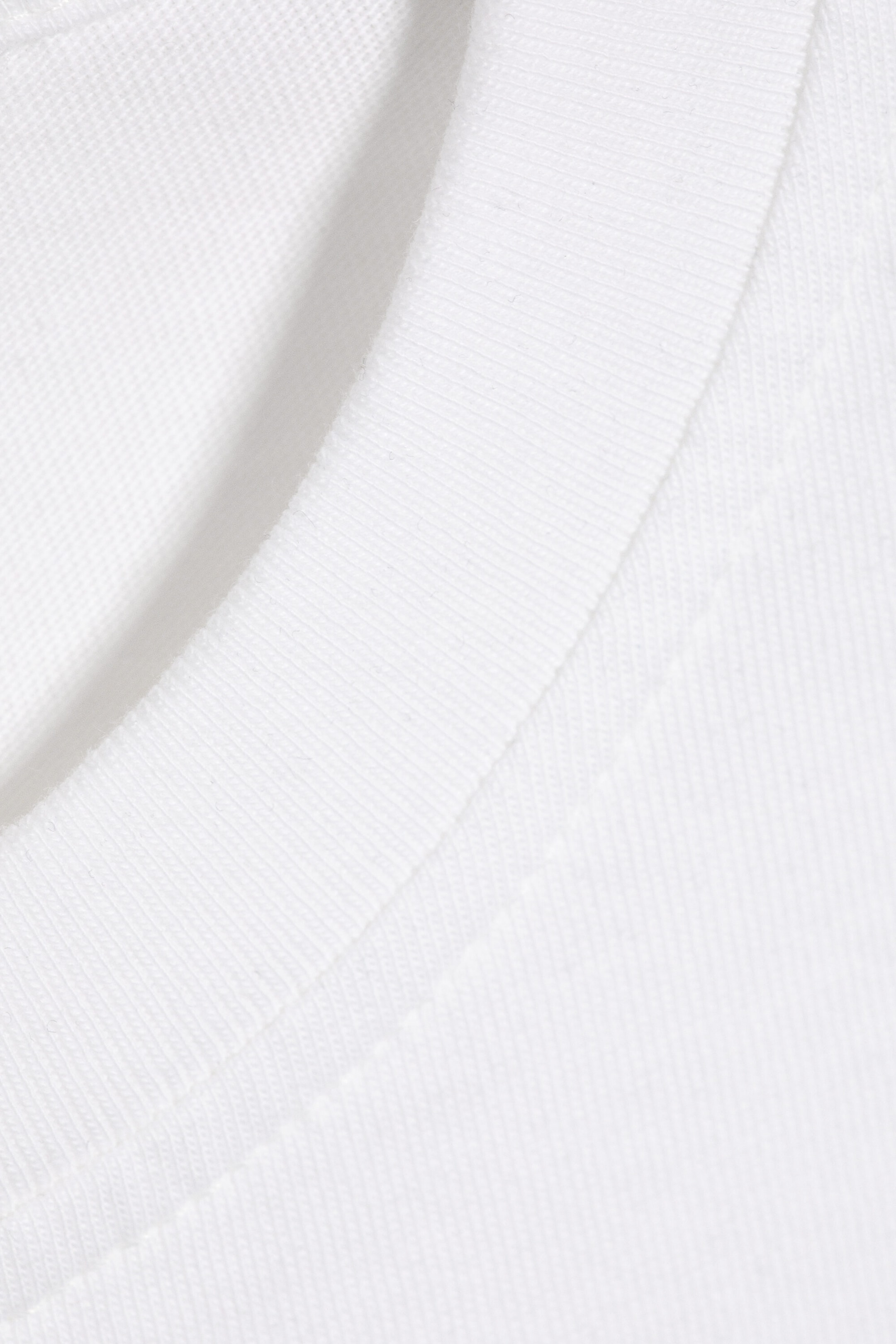 White - Cropped Oversized Long-Sleeved T-shirt - 2