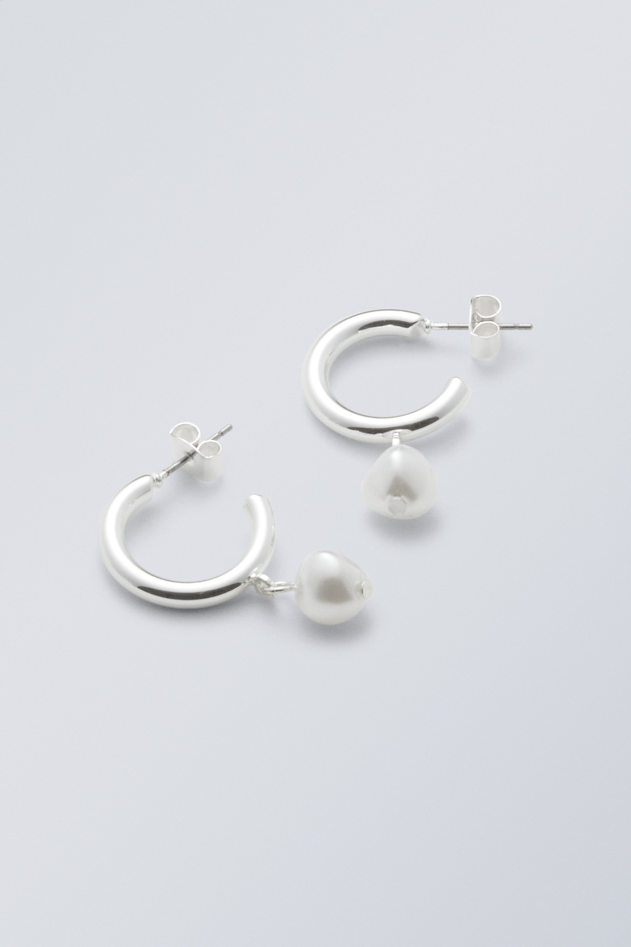 Silber - Hoop-Ohrringe Mila mit Perlen - 0