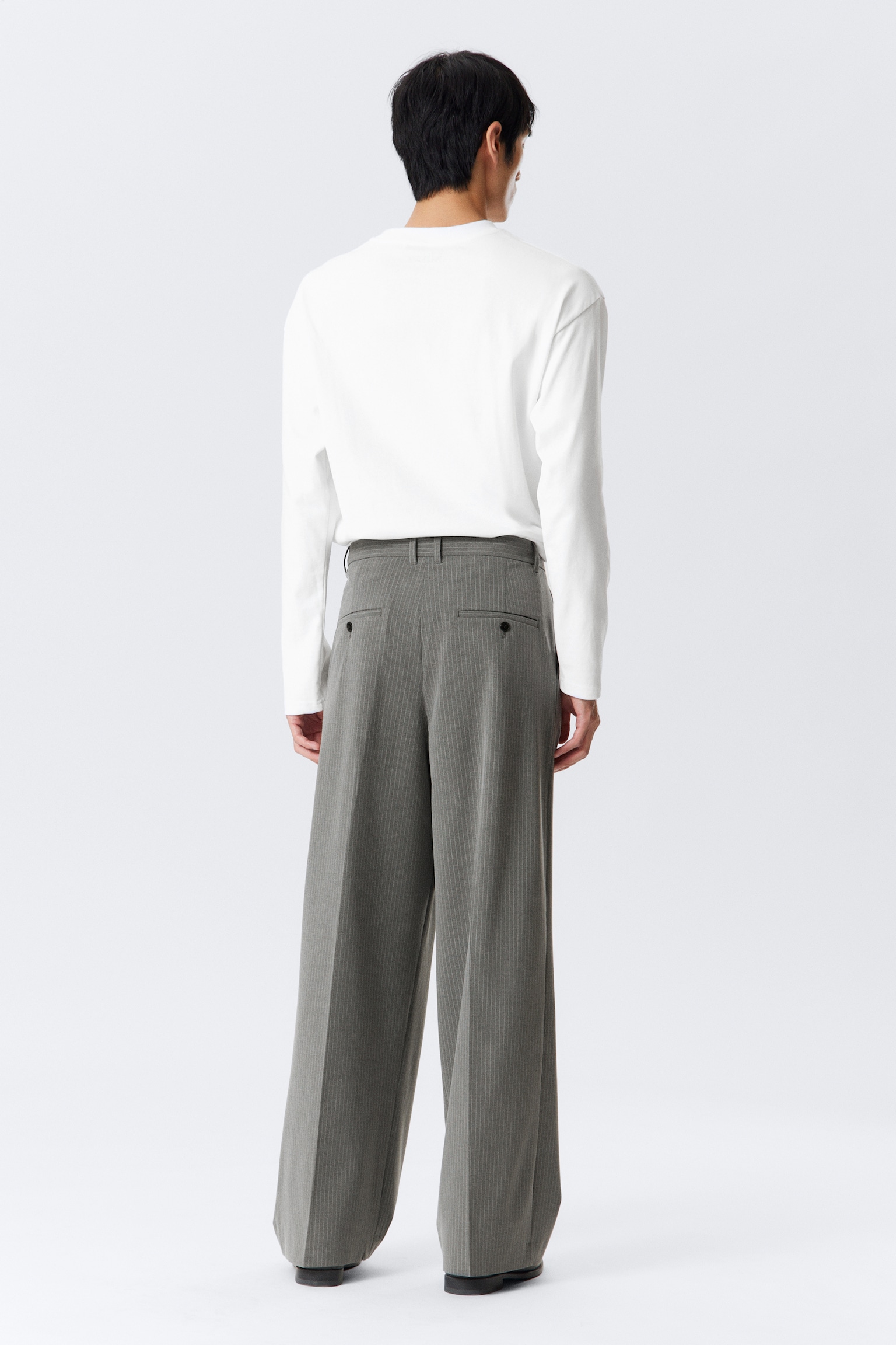 Pantalon de costume Loose Fit plissé - Rayures fines Gris clair/Noir - 6