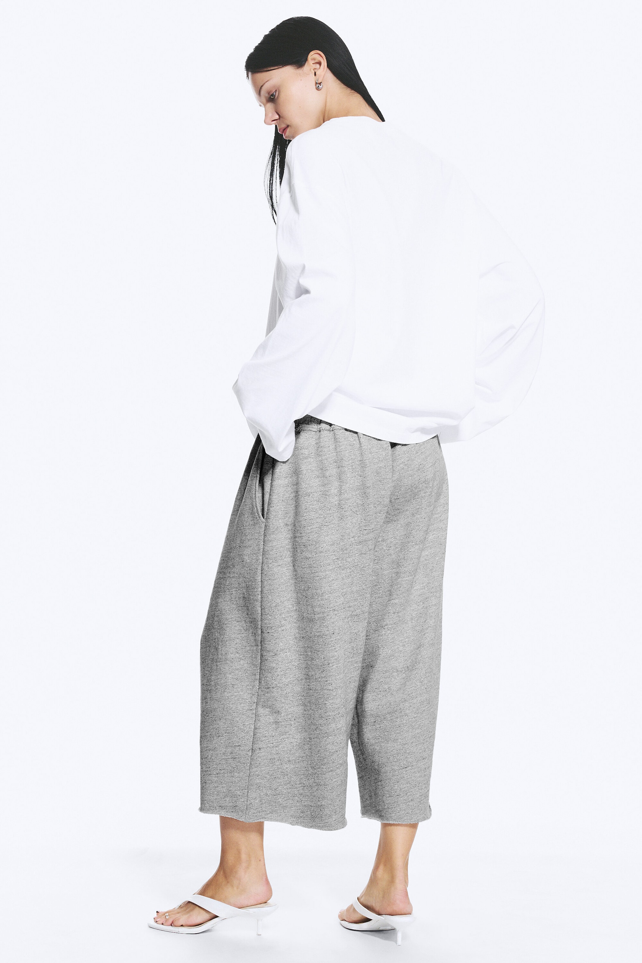 Weiß - Oversized-T-Shirt mit langen Ärmeln - 2