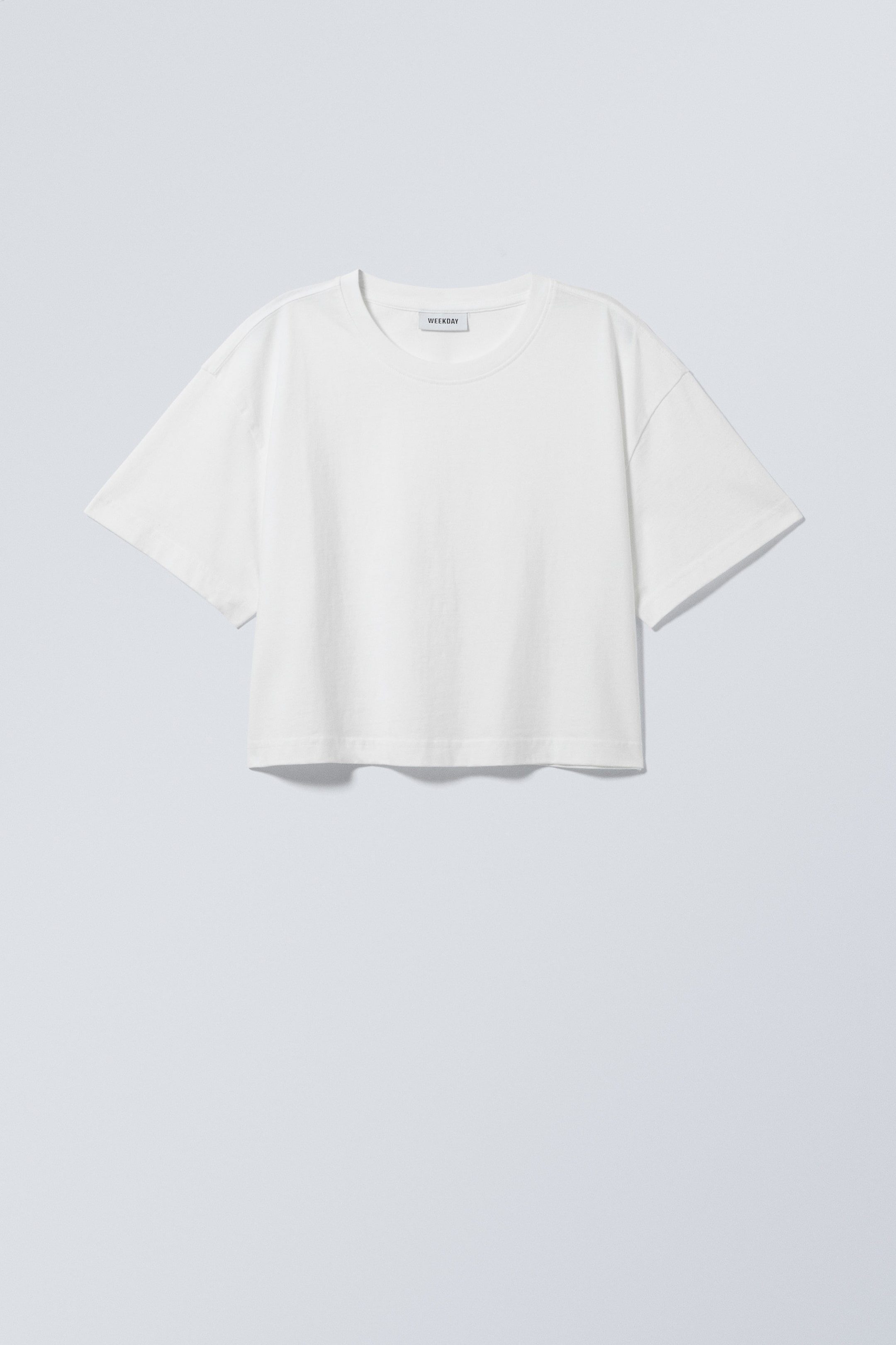 Weiß - Verkürztes T-Shirt mit kastigem Schnitt - 0