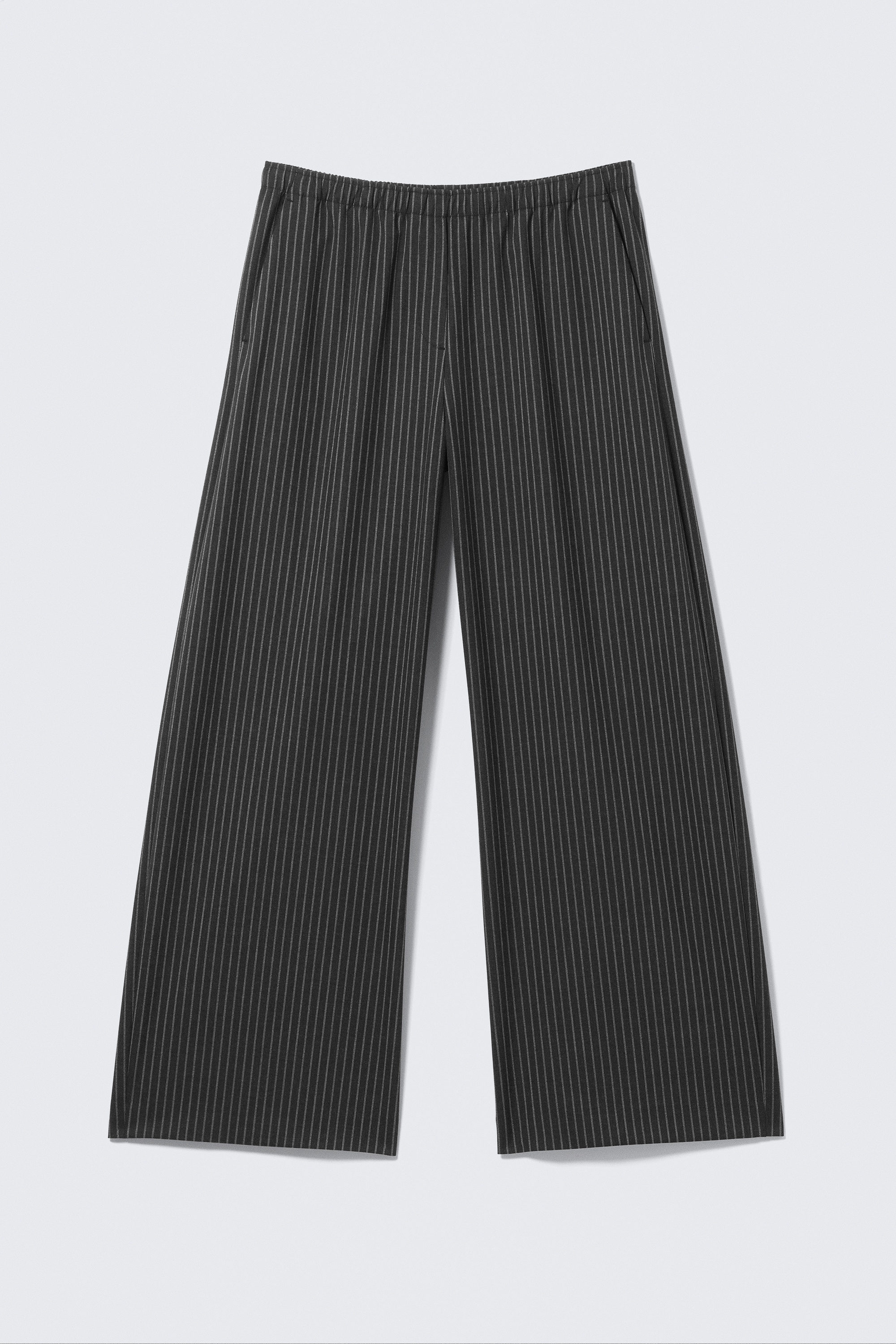 Zwart - Losvallende kostuumbroek met lage taille - 4