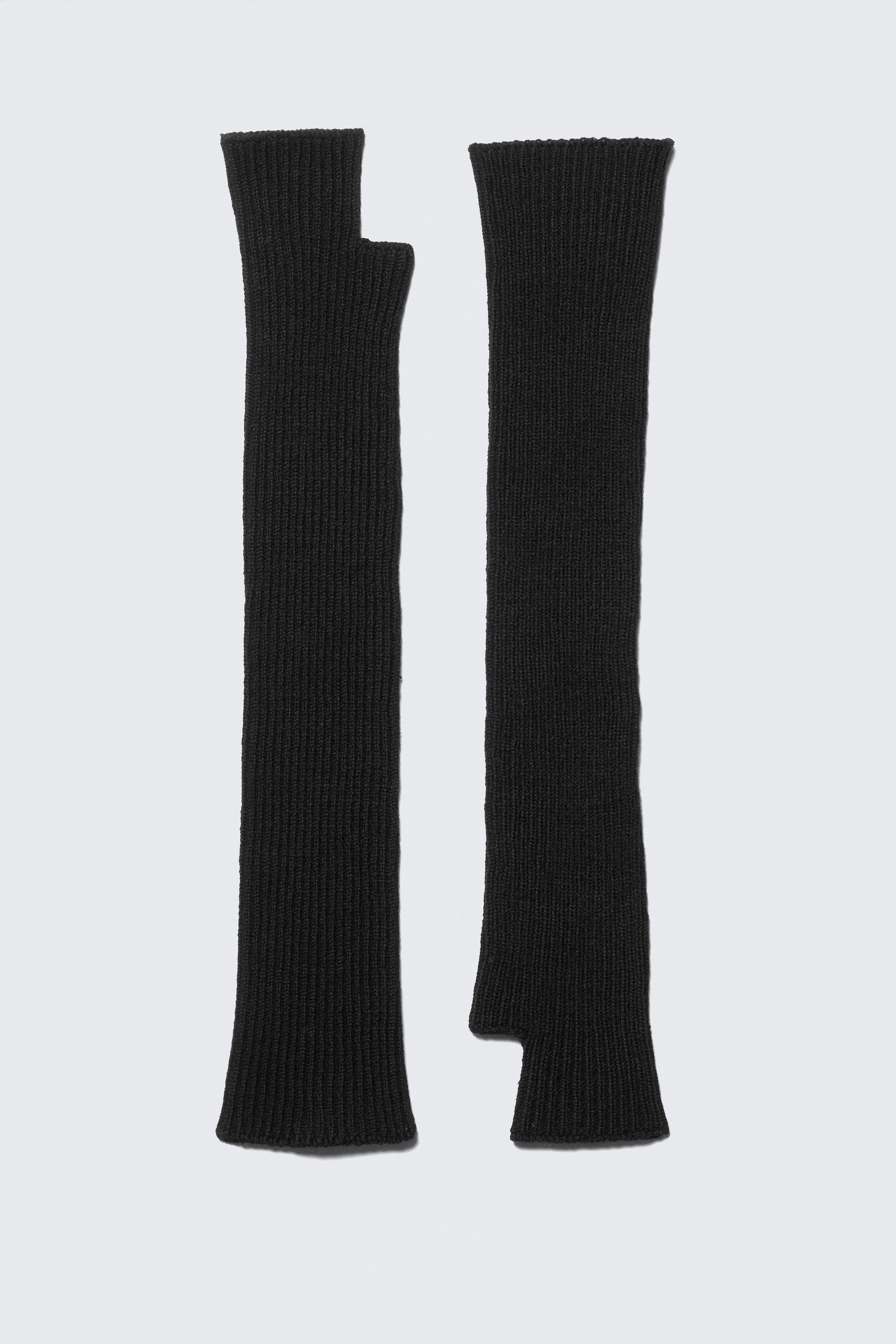 Schwarz - Gerippte Pulswärmer