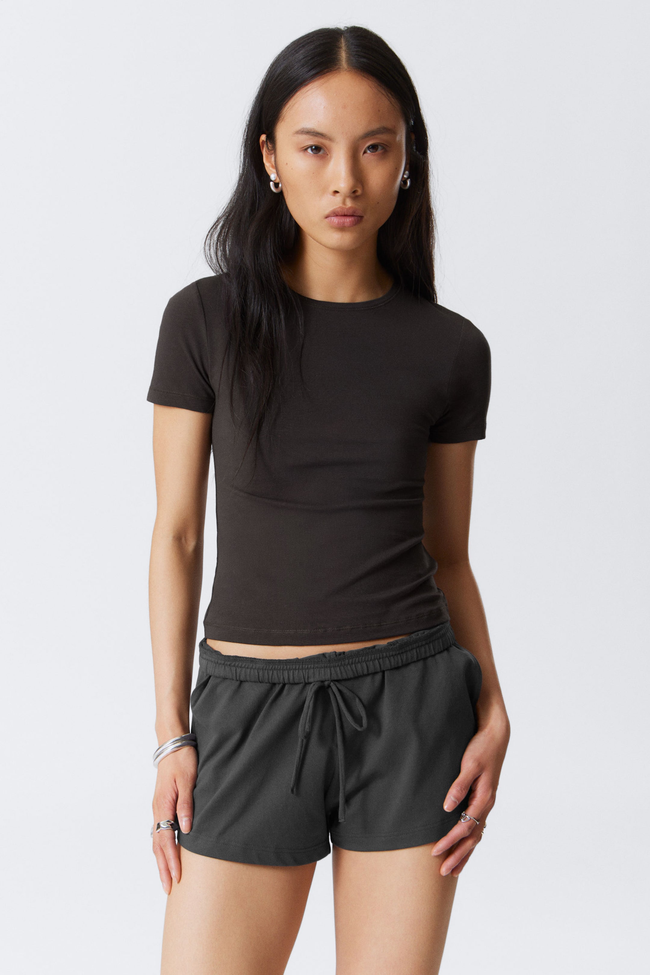 #353031 - Slim Fitted T-shirt - 1