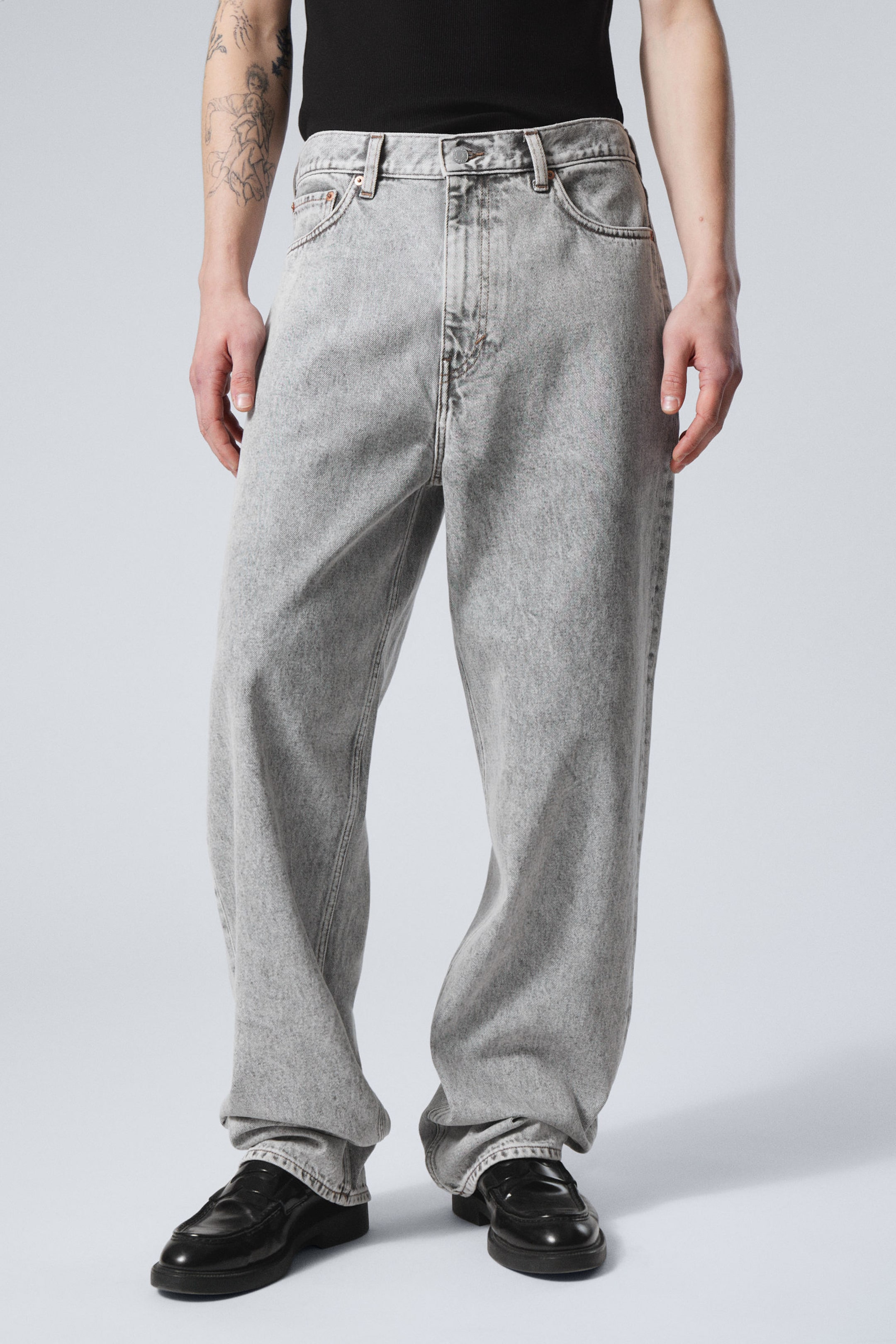 Monolith Grey - Light Grey - Galaxy Loose Straight Leg Jeans - 5