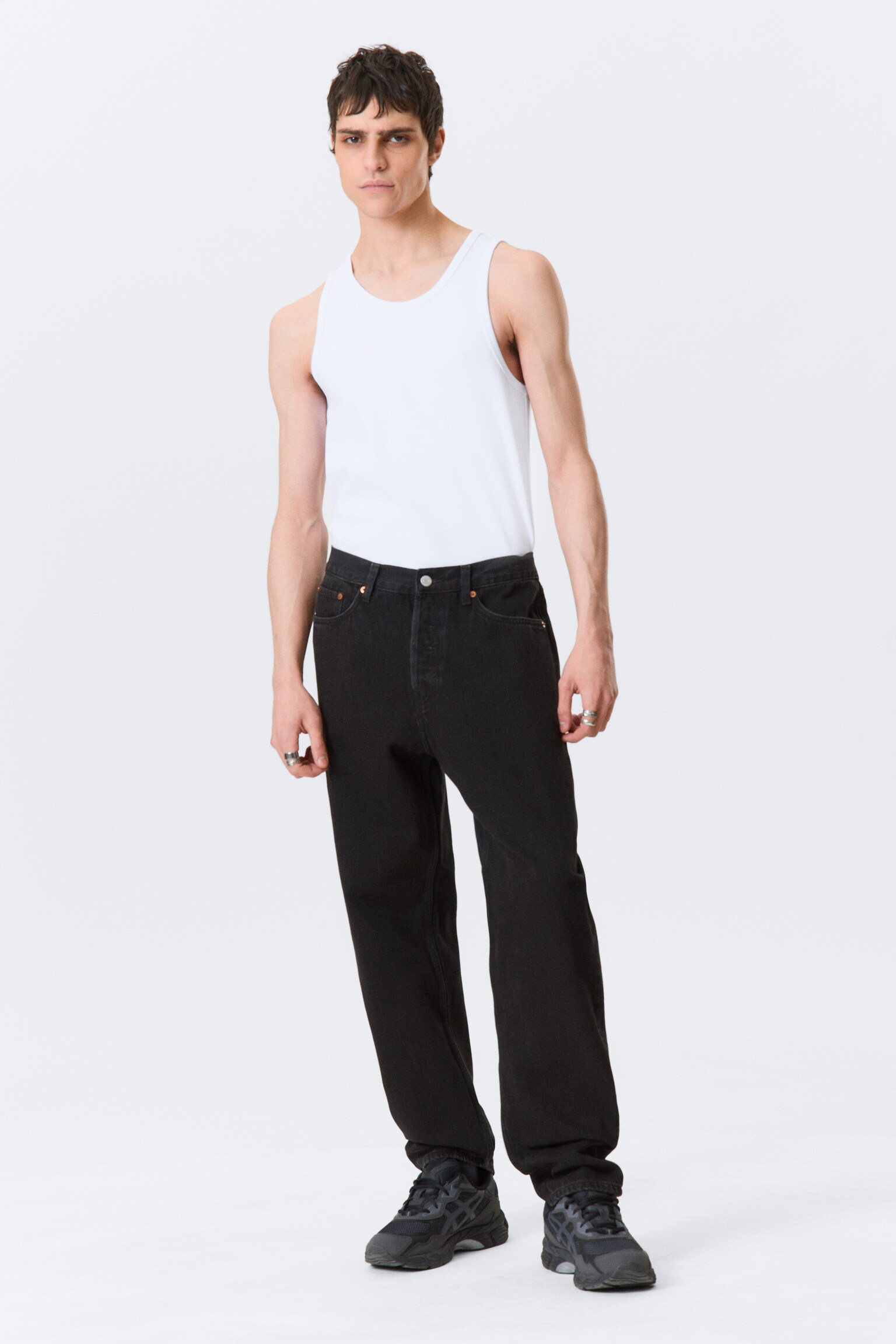 Ray Relaxed Tapered Leg Jeans - Tuned Black – Noir/Bleu profond - Bleu foncé/Seventeen Blue - Bleu moyen - 1