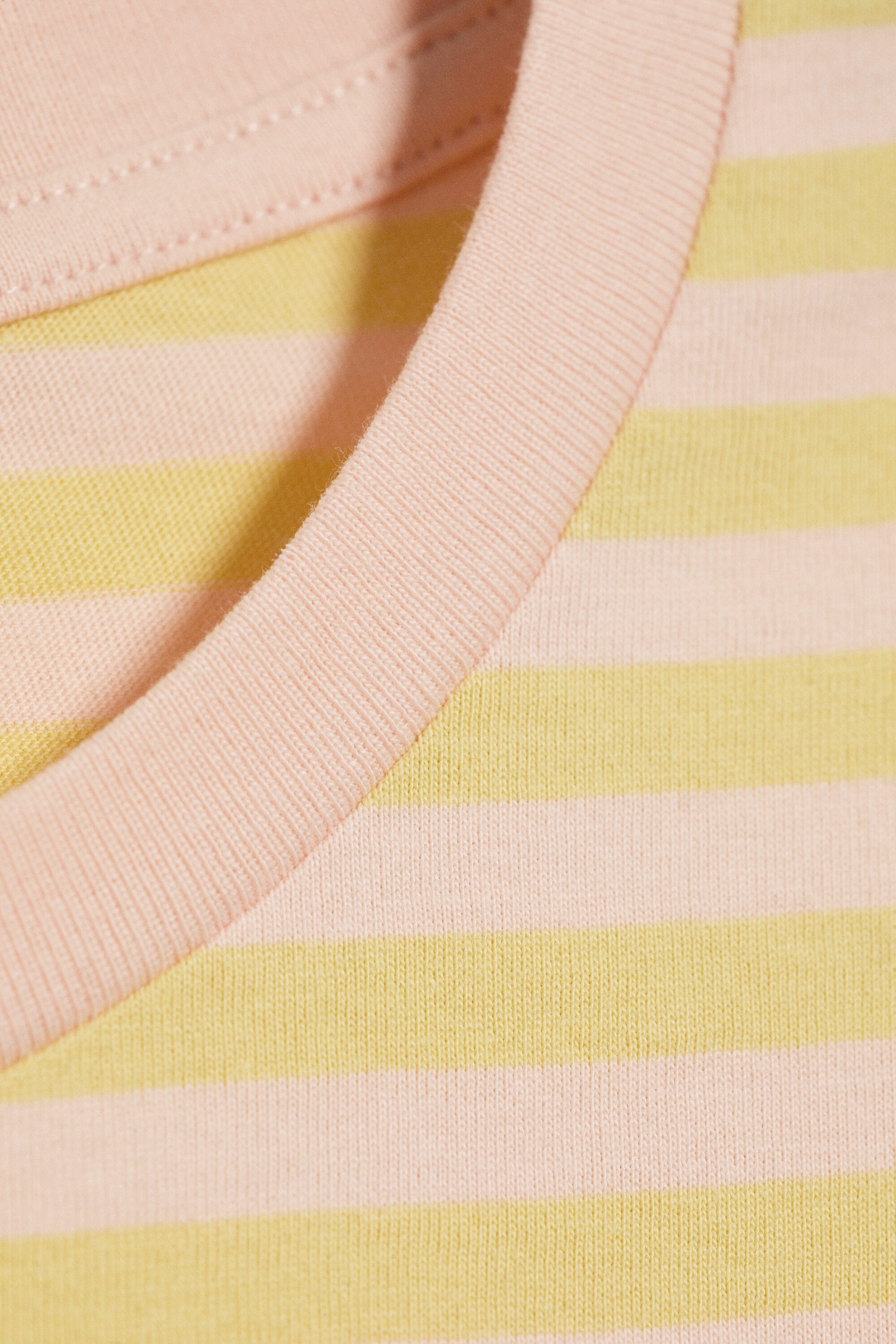 Limette/Pfirsichrosa gestreift - Mini-T-Shirt in regulärer Passform - 1
