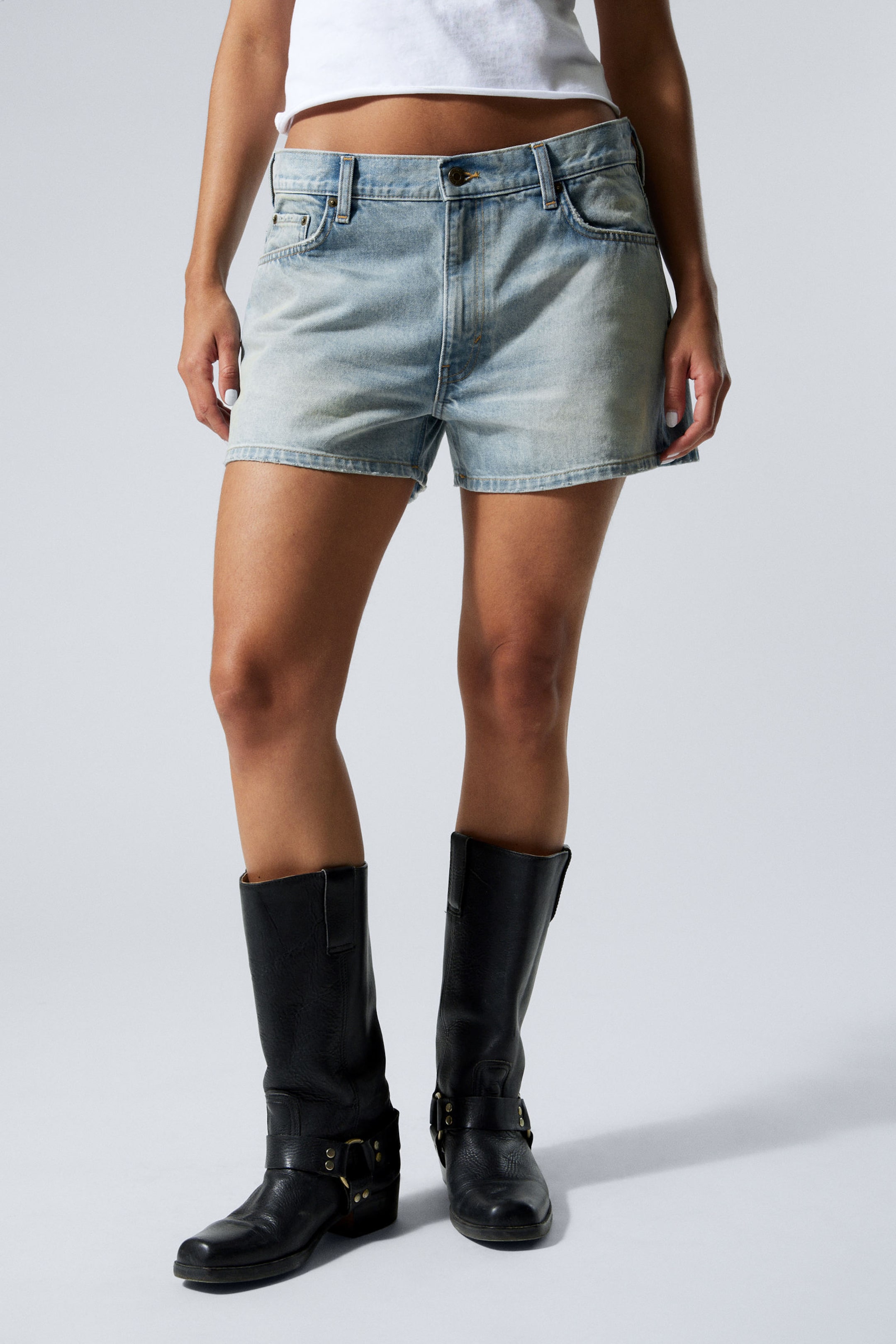 #8898AC - Duchess Low Rise Distressed Mini Denim Shorts - 2