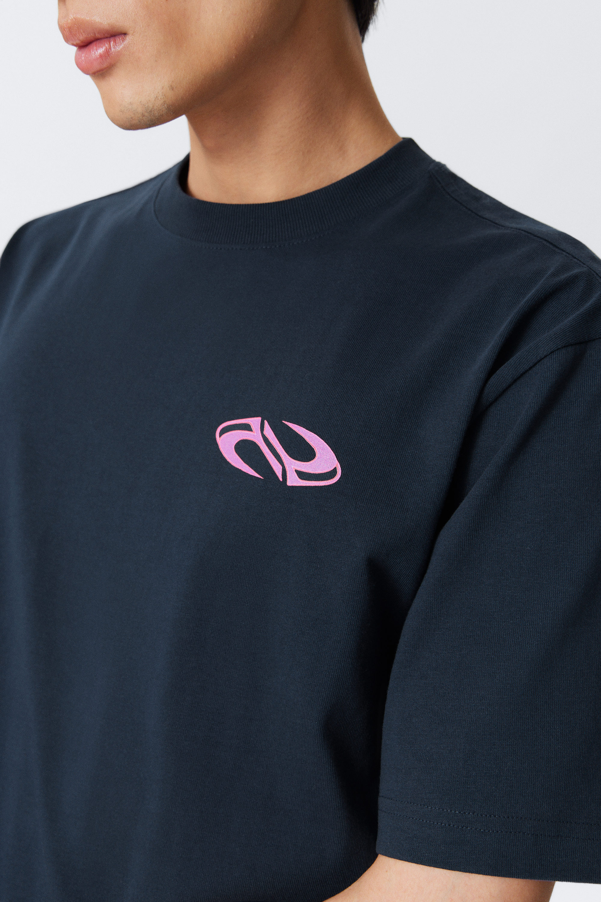 Dark Blue - Double Wave - Relaxed Graphic Printed T-shirt - 2