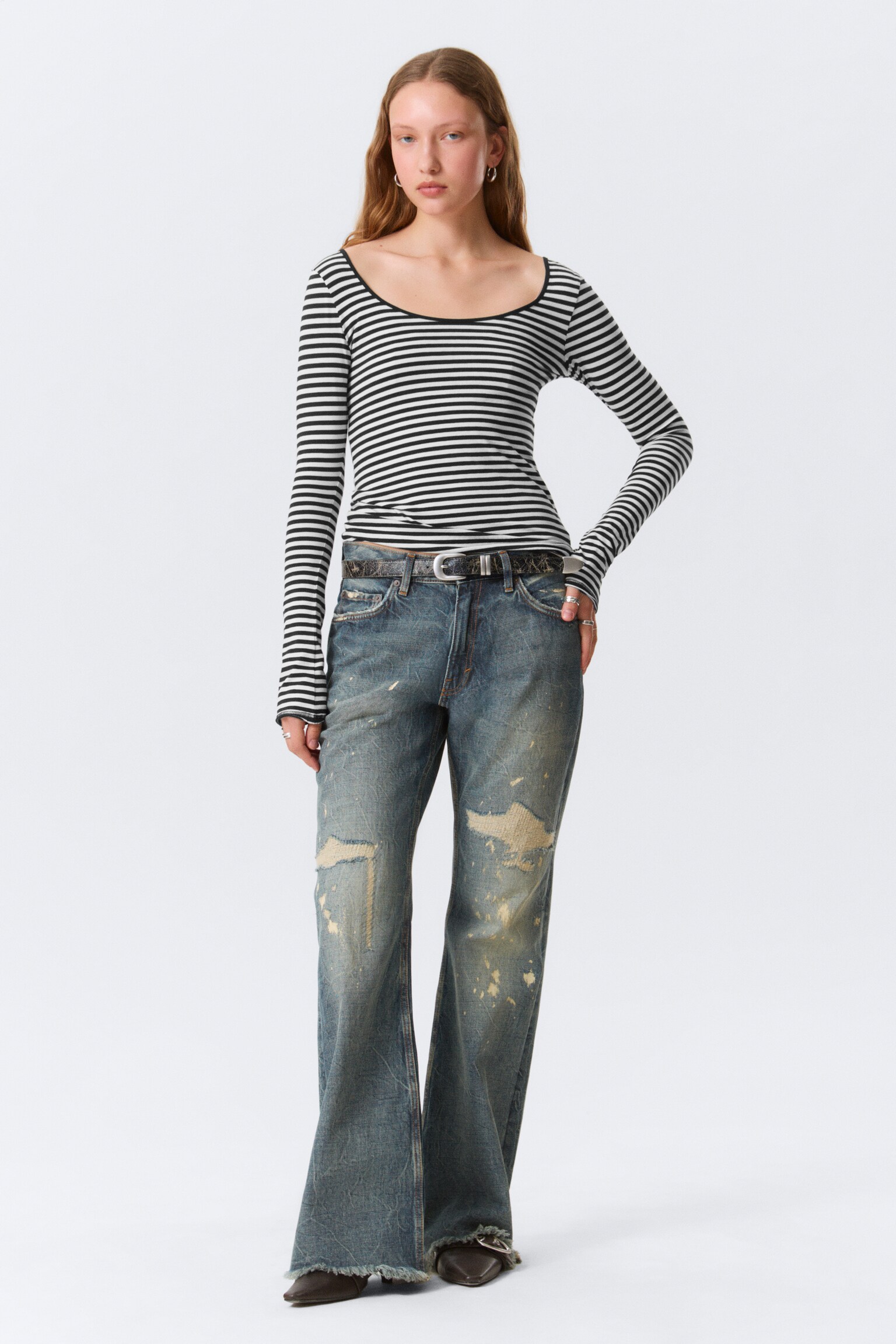 Top slim fit a girocollo a maniche lunghe - Righe bianche e nere/Rosa pallido/Righe marroni/Giallo chiaro - A pois/Beige a righe/Nero/Bianco/Nero/Marrone scuro/A righe - 5