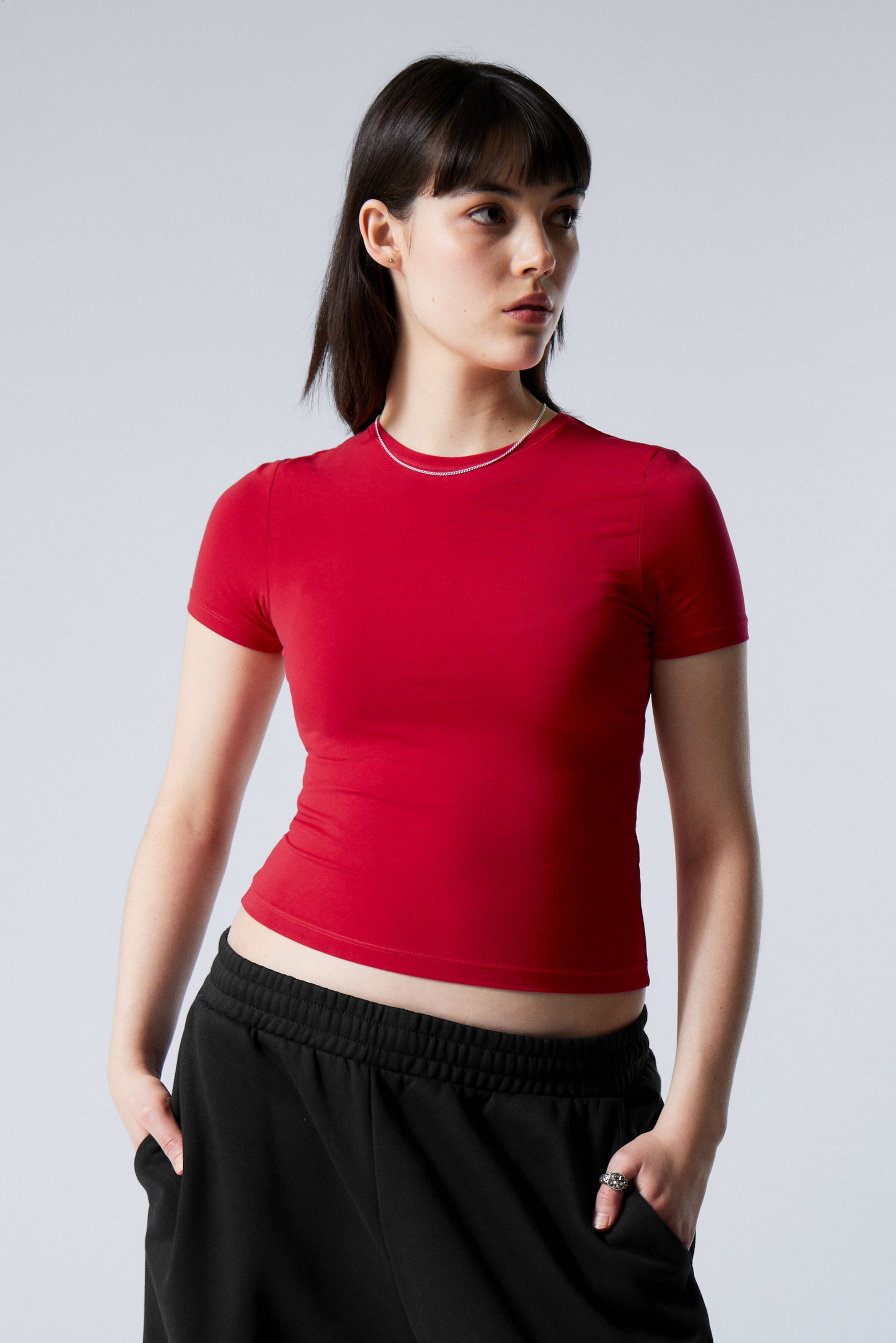 Red - Slim Fitted T-shirt - 1