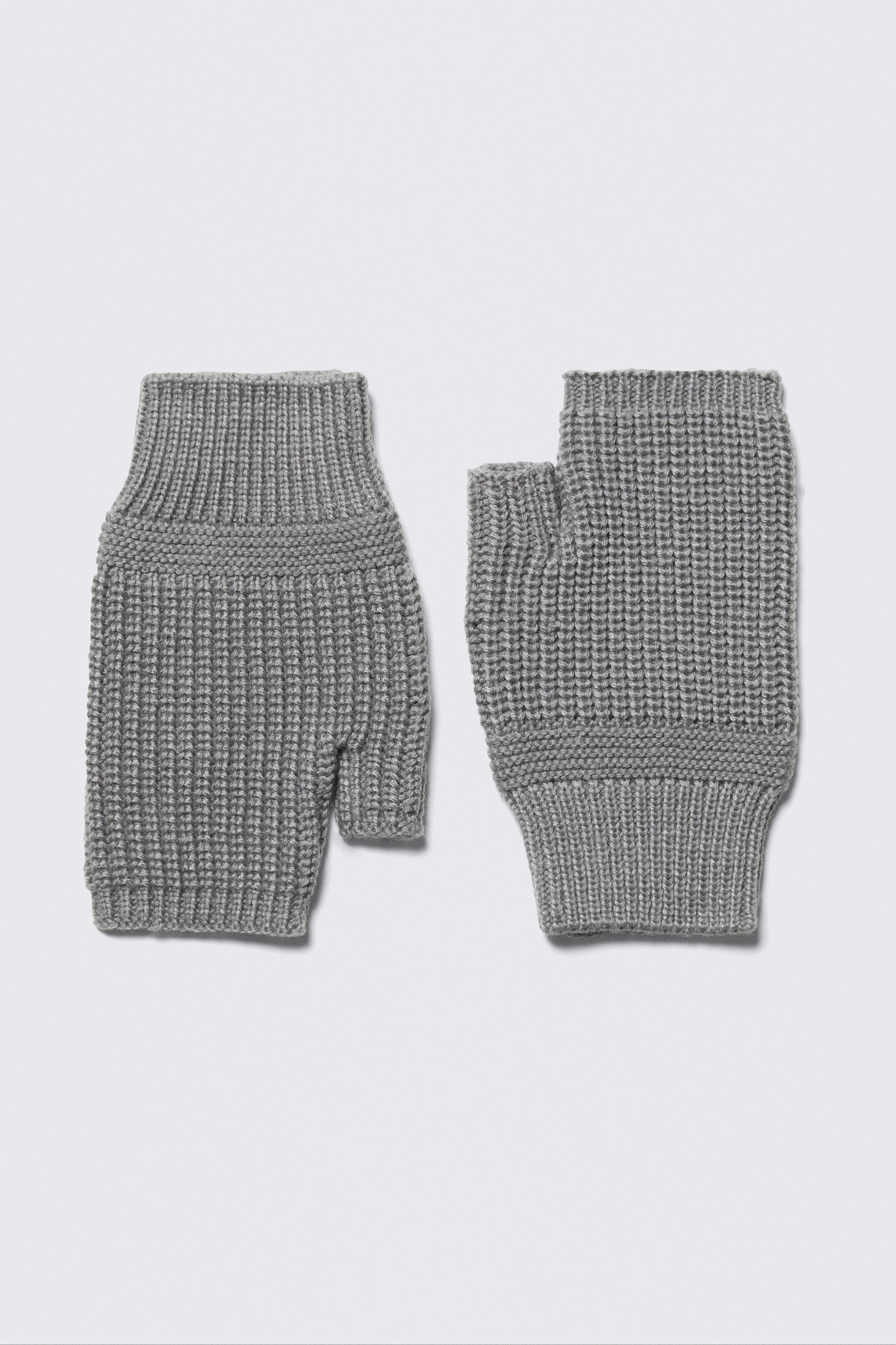 Stone Grey - Chunky Fingerless Knitted Mittens