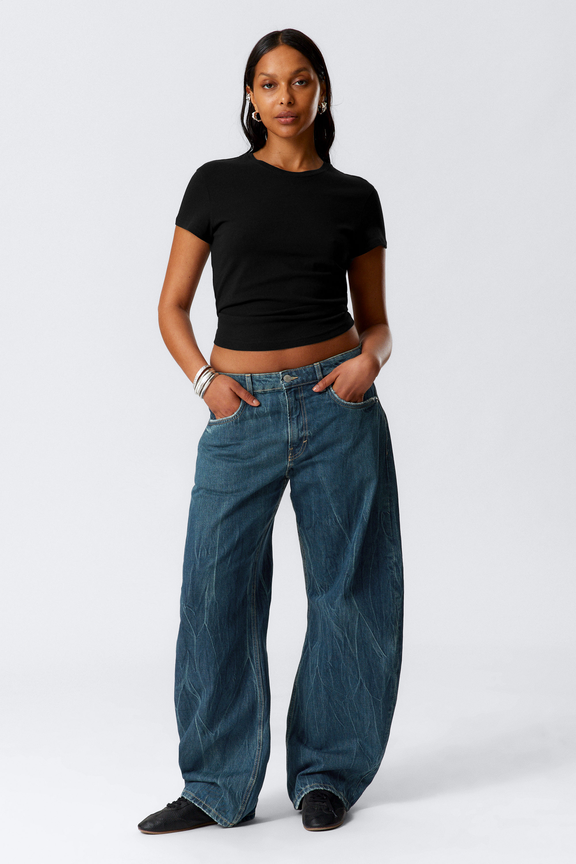 Gnarly Blue - Medium Blue - Abell Mid Rise Regular Cocoon Leg Jeans - 1