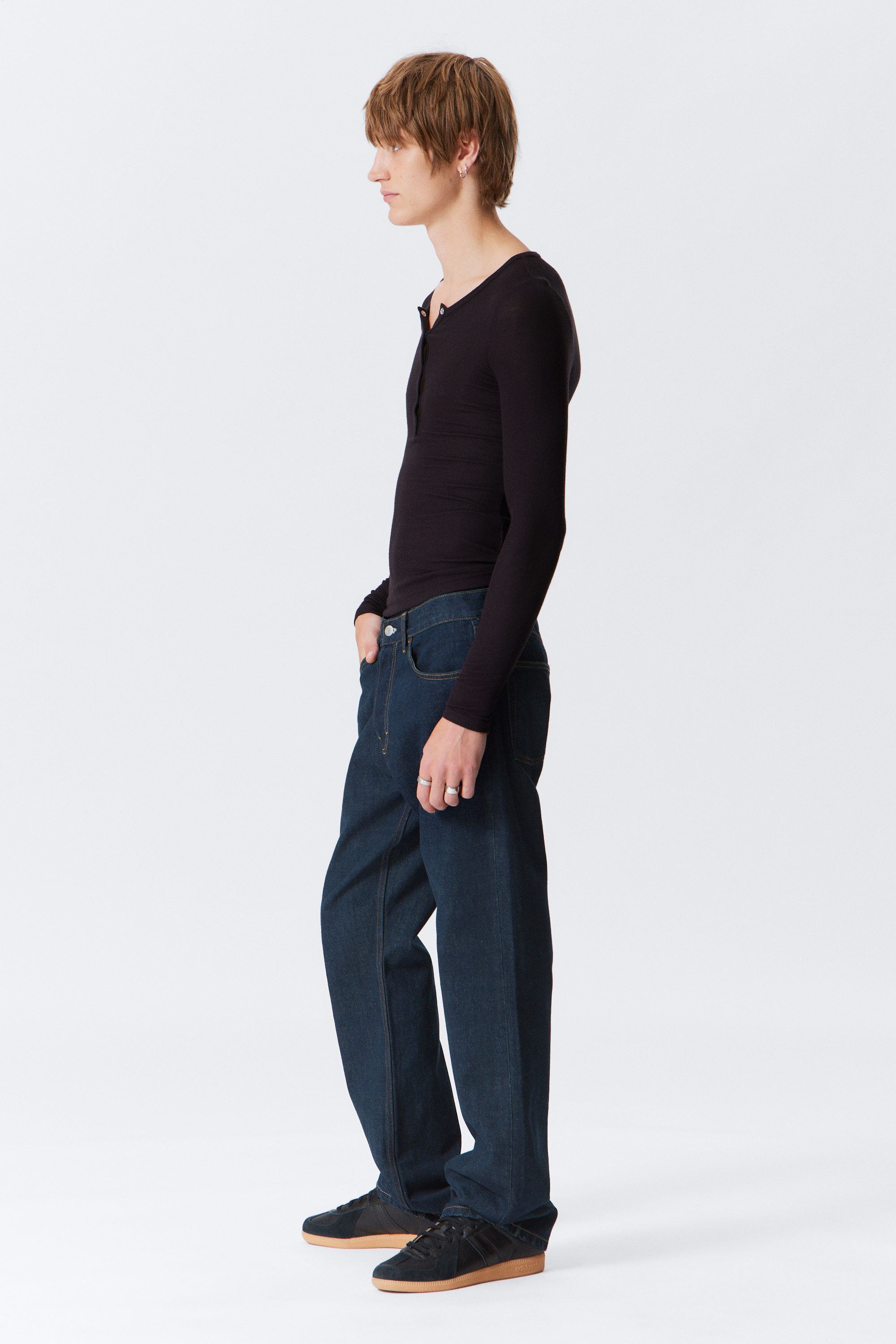 Blue Rinse - Orbit Mid Rise Regular Straight Leg Jeans - 2