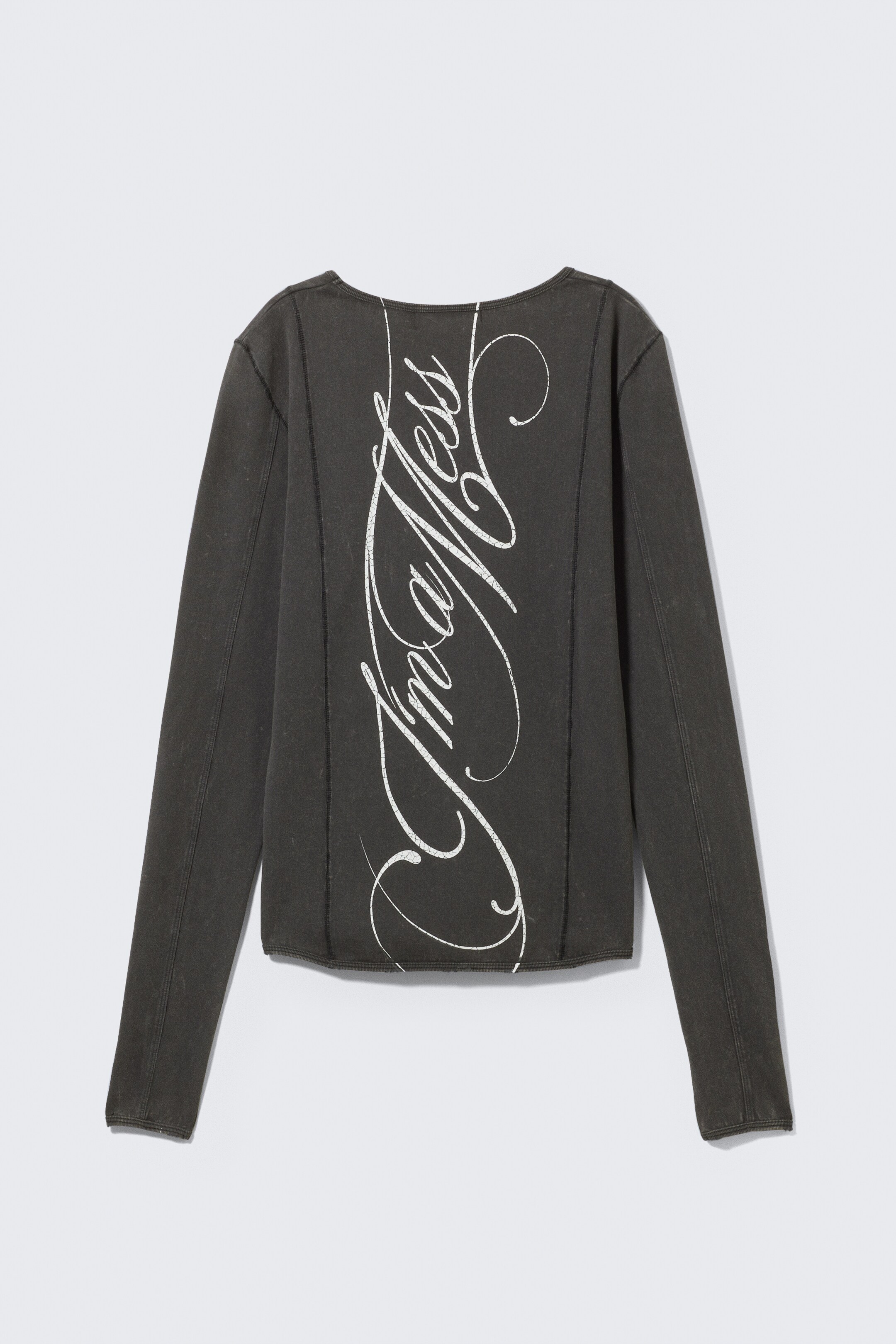 Προβολή μεγαλύτερης εικόνας: CM x LB Fitted Long-Sleeved Unisex T-shirt - Washed Black - I'm a Mess - Men | H&M GR 2