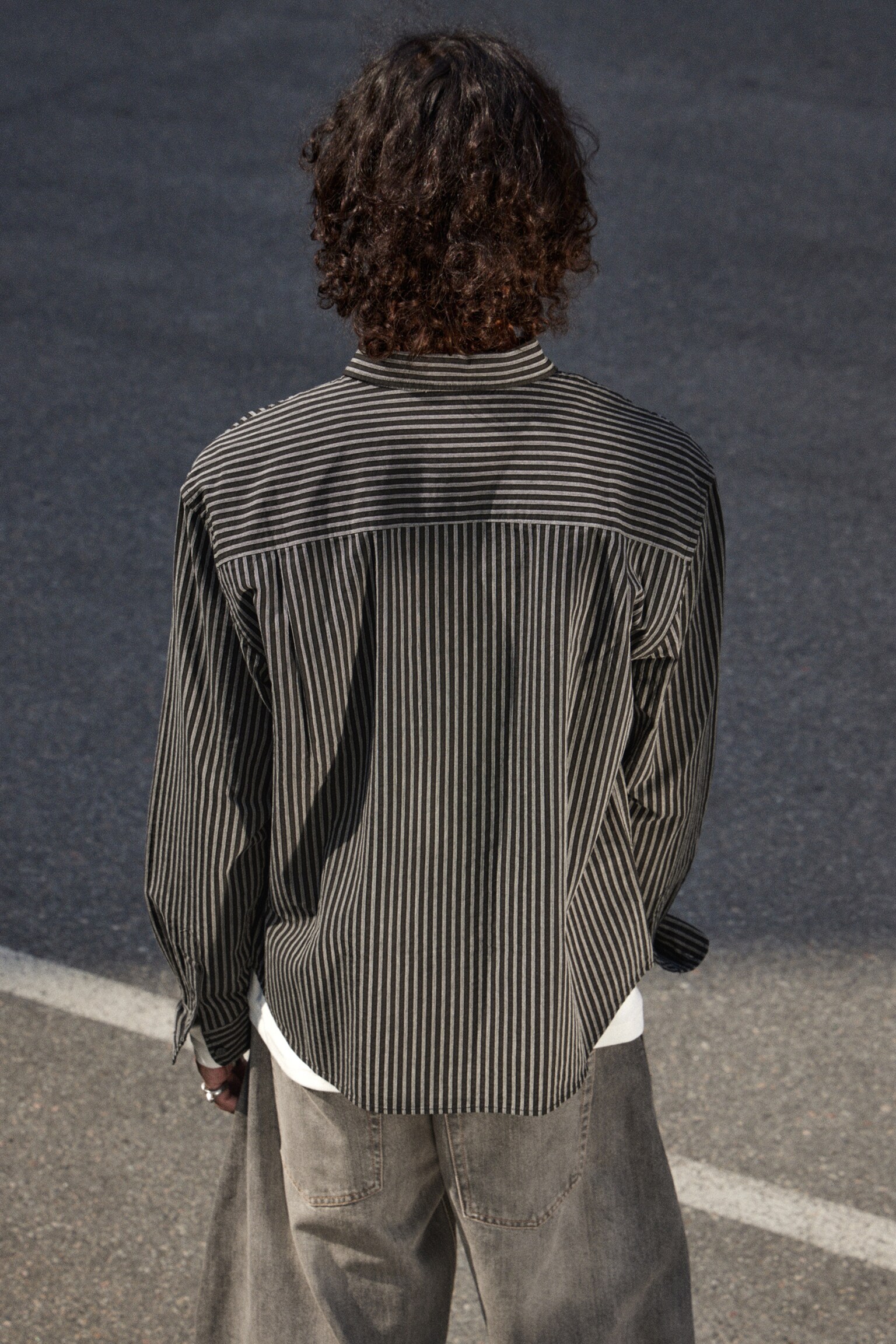 Relaxed Striped Button-down Shirt - Striped Dark Grey/Striped Brown - 3