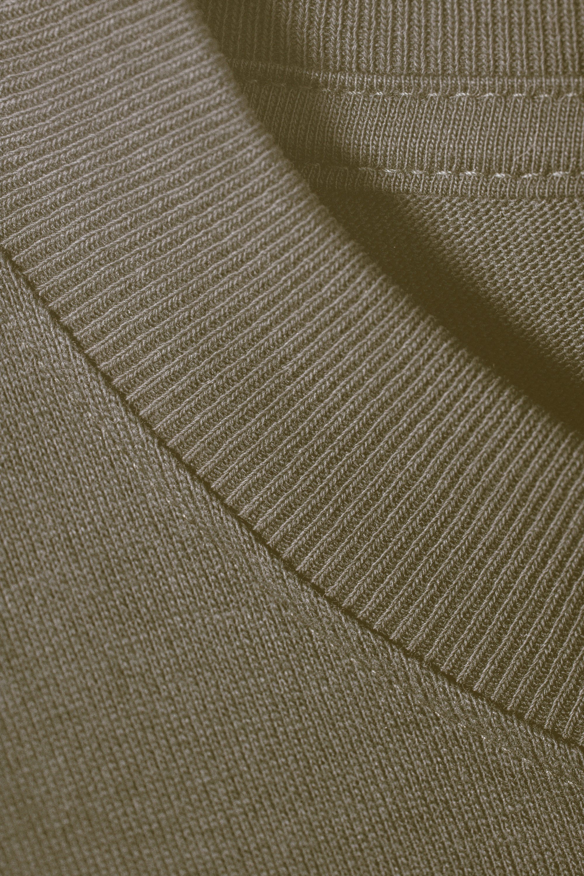 Dusty Khaki Green - Relaxed Fit Short-Sleeved Cotton T-shirt - 2