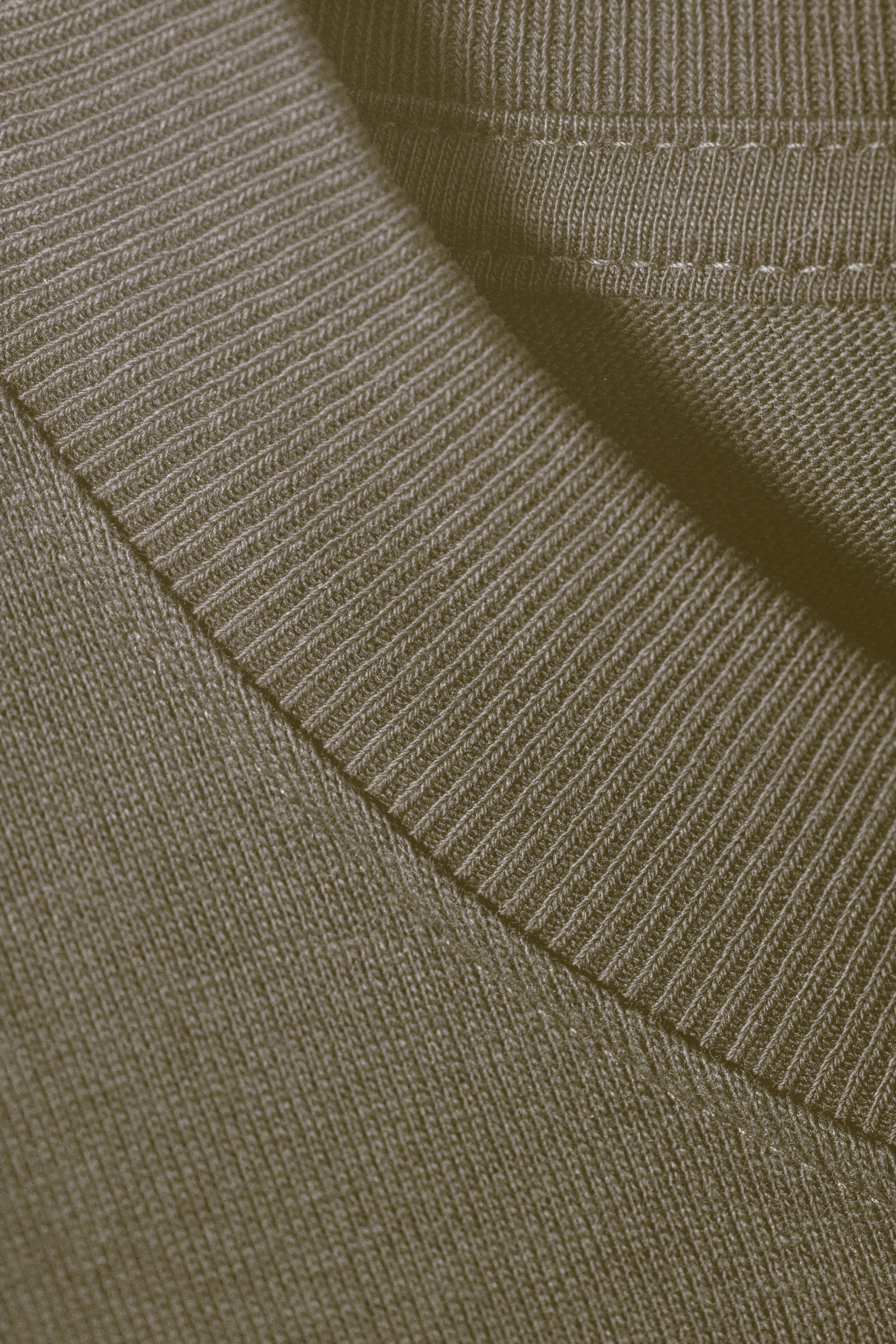 Dusty Khaki Green - Relaxed T-shirt - 1