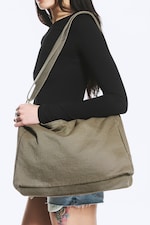 Khakigrön - Unisex Axelremsväska I Canvas - 0