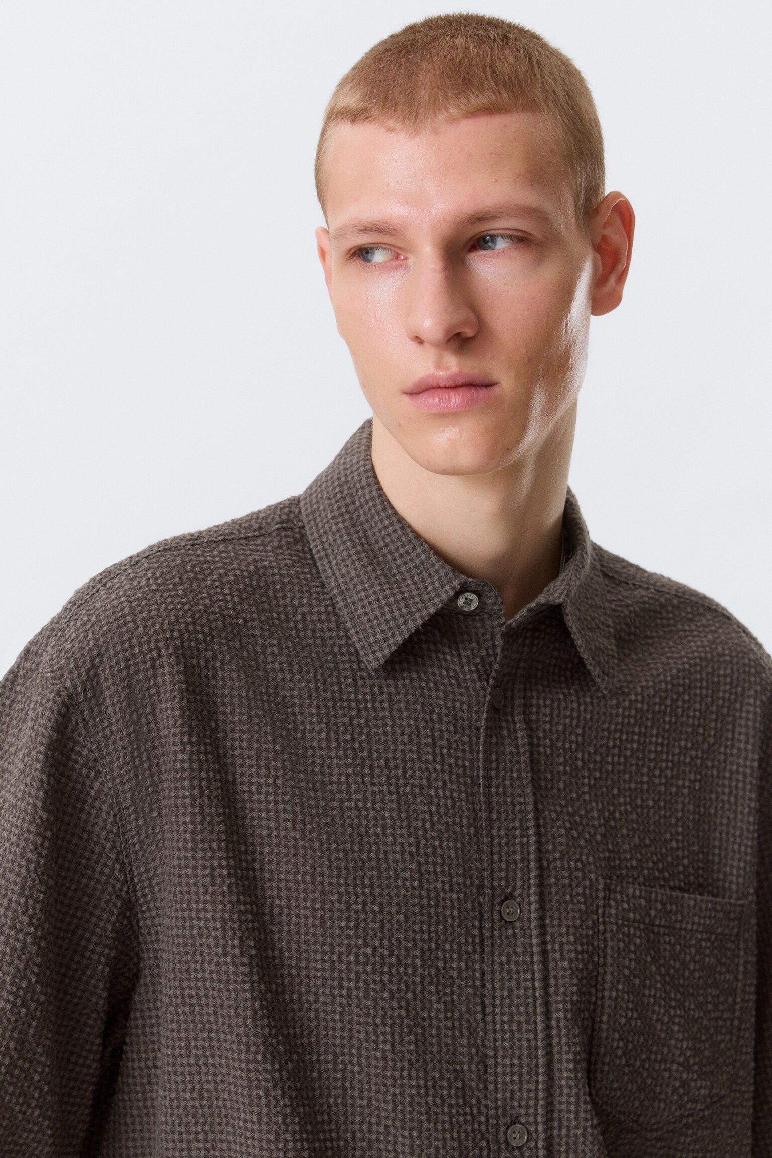 Kurzärmliges Baumwollhemd mit lockerer Passform - Braun kariert - 3
