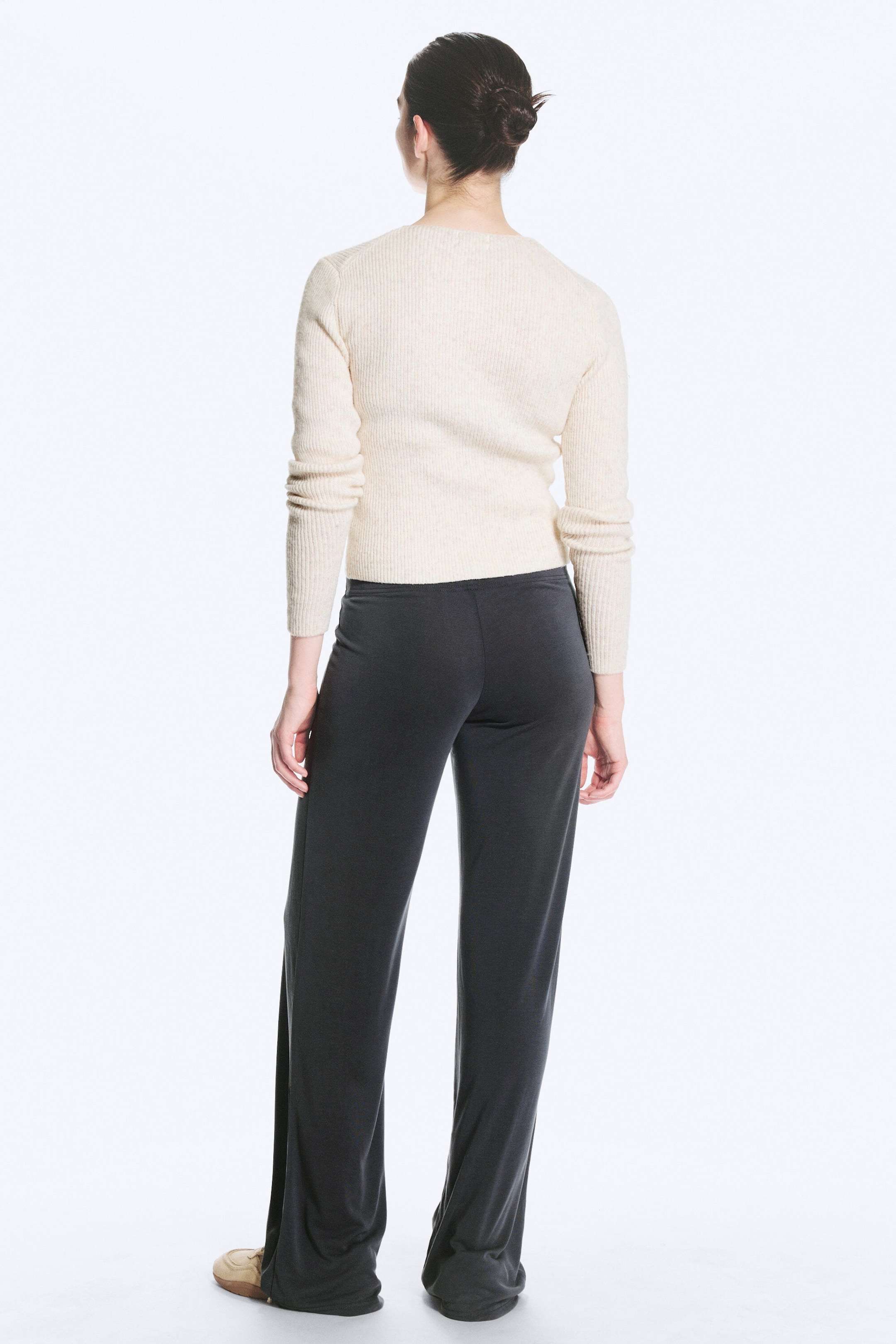 Gewaschenes Schwarz - Weiche Hose mit weitem Bein und niedrigem Bund - 3