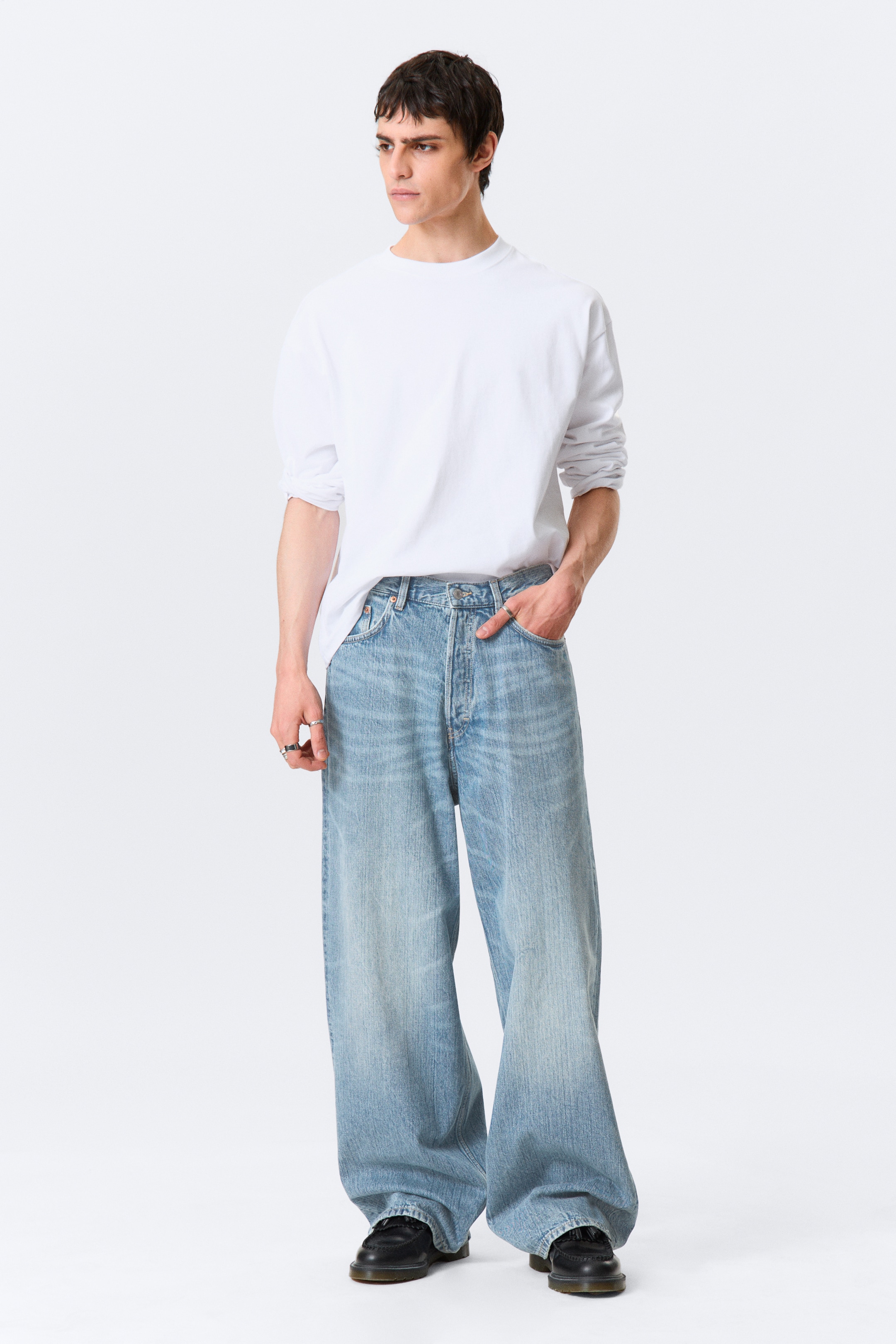 Größeres Bild ansehen: Astro Loose Baggy Leg Jeans - Blue Stream - Mittelblau - Men | H&M DE 2