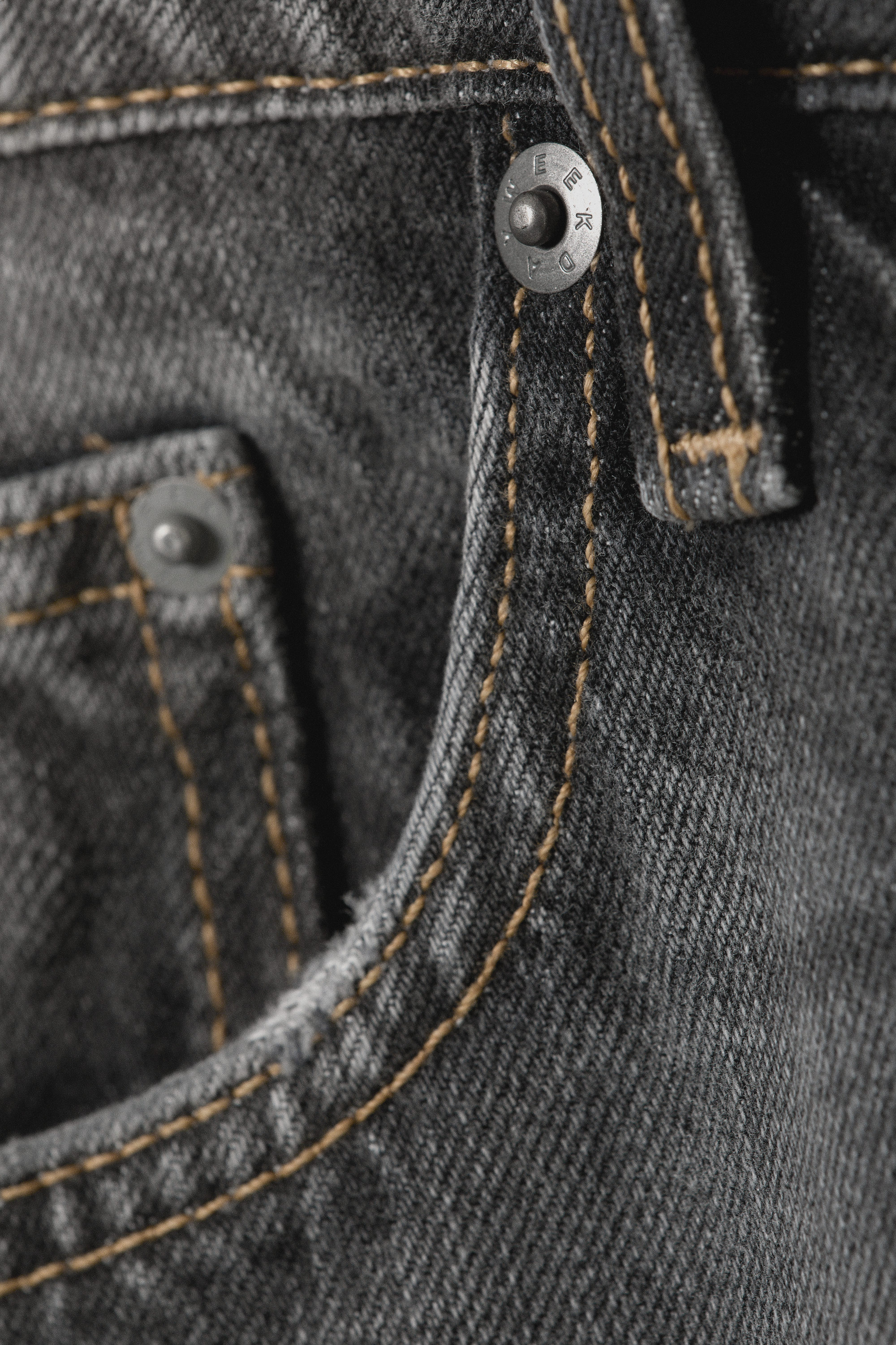 Dusky Black - Black - Missy Low Rise Loose Straight Leg Jeans - 6