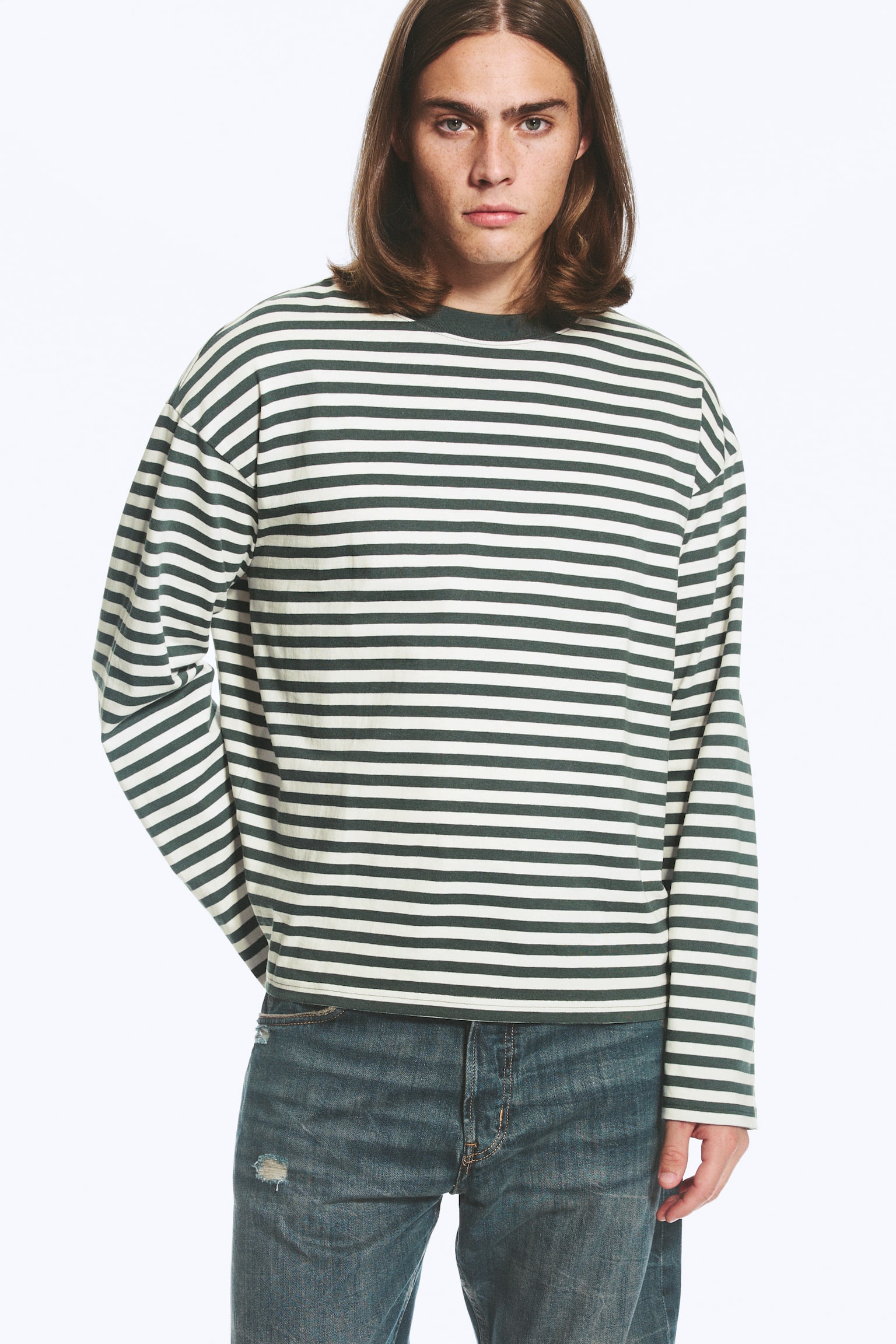 Løs, boxy langærmet T-shirt - Stribet Grøn/Hvid/Blå og hvid stribet/Hvid/Sort/Hvide & marineblå striber/Stribet mørkebrun/Lyseblå/Mørkegrøn/Hvid og grå striber/Mørkebrun/Støvet blå/Støvet lilla/Hvid - brune striber/Mørk marineblå/Hvid - Grøn Stribe - 1