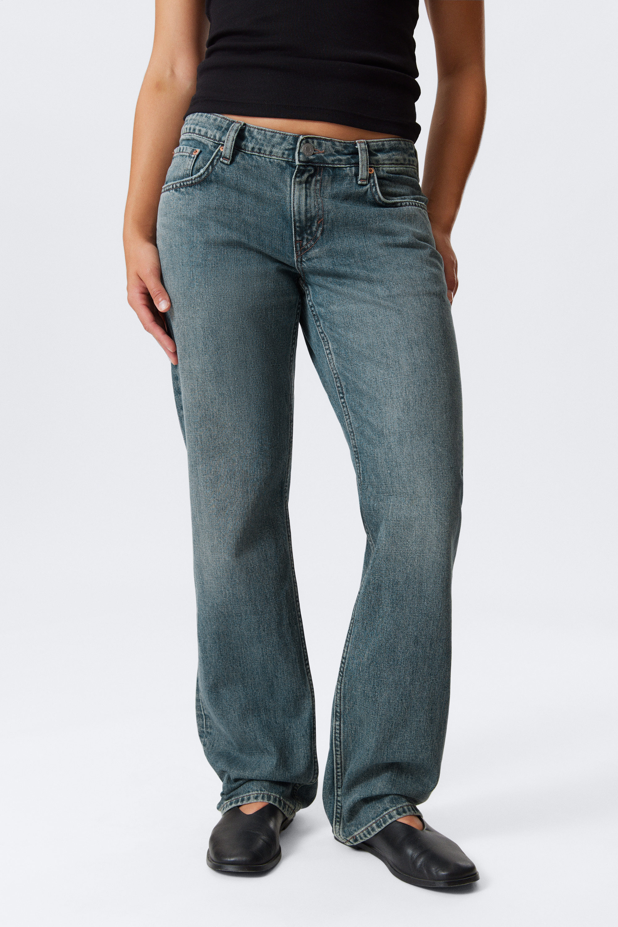 Second Blue – Medium Blue - Arrow Low Rise Regular Straight Leg Jeans - 2