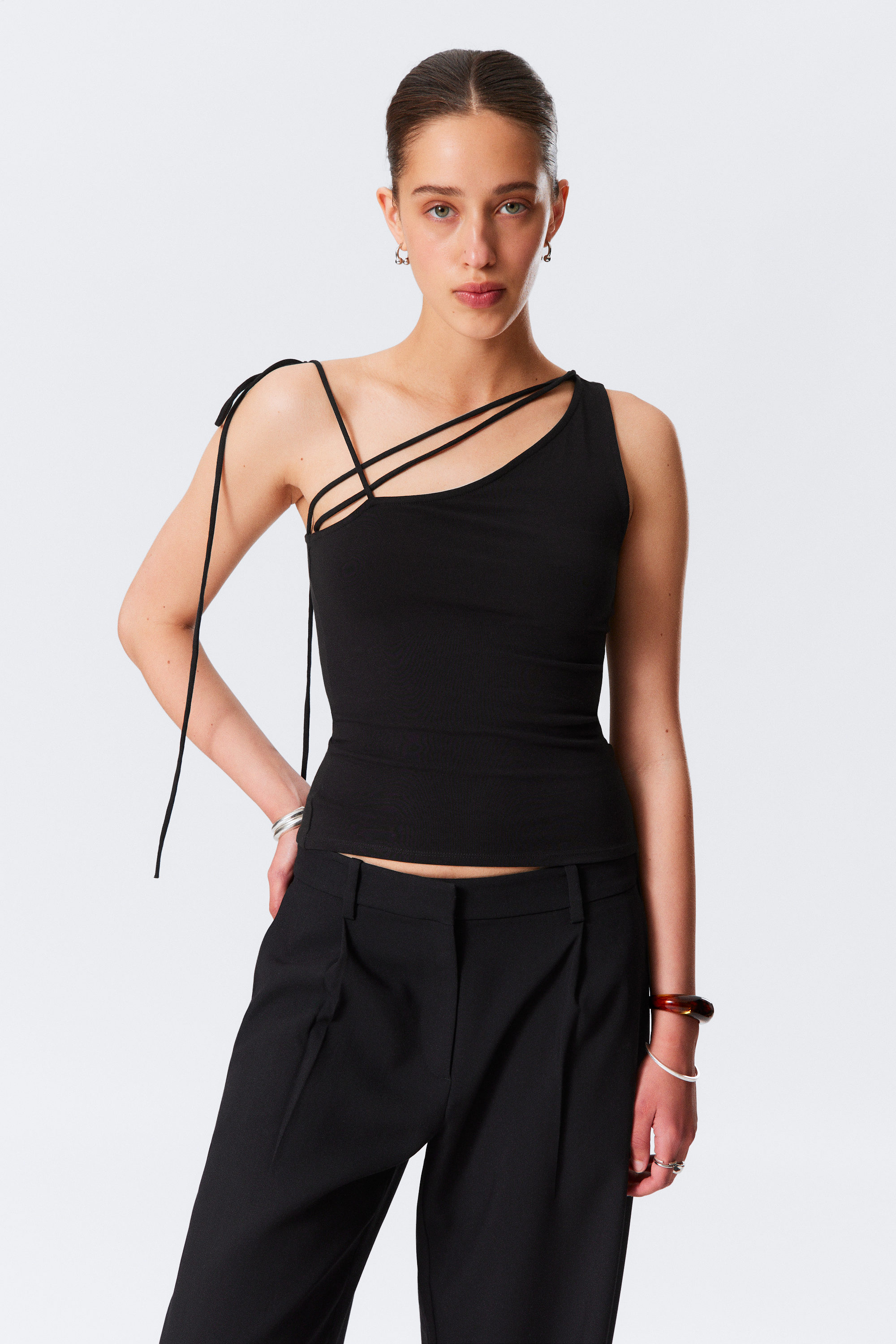 Black - Slim Fit One-Shoulder Tank Top - 1