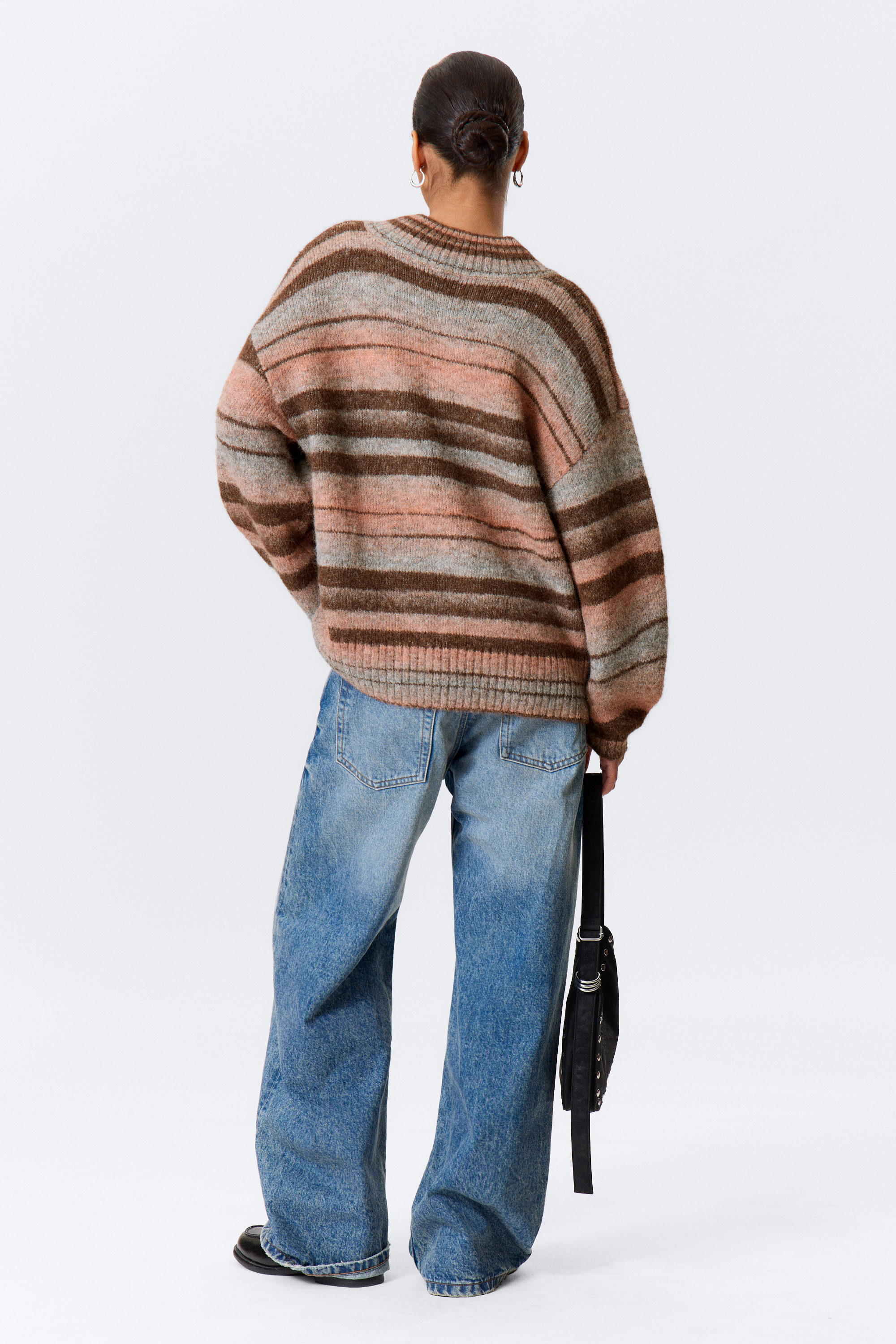 Brun & Orange-randig - Oversized stickad tröja med V-neck - 2