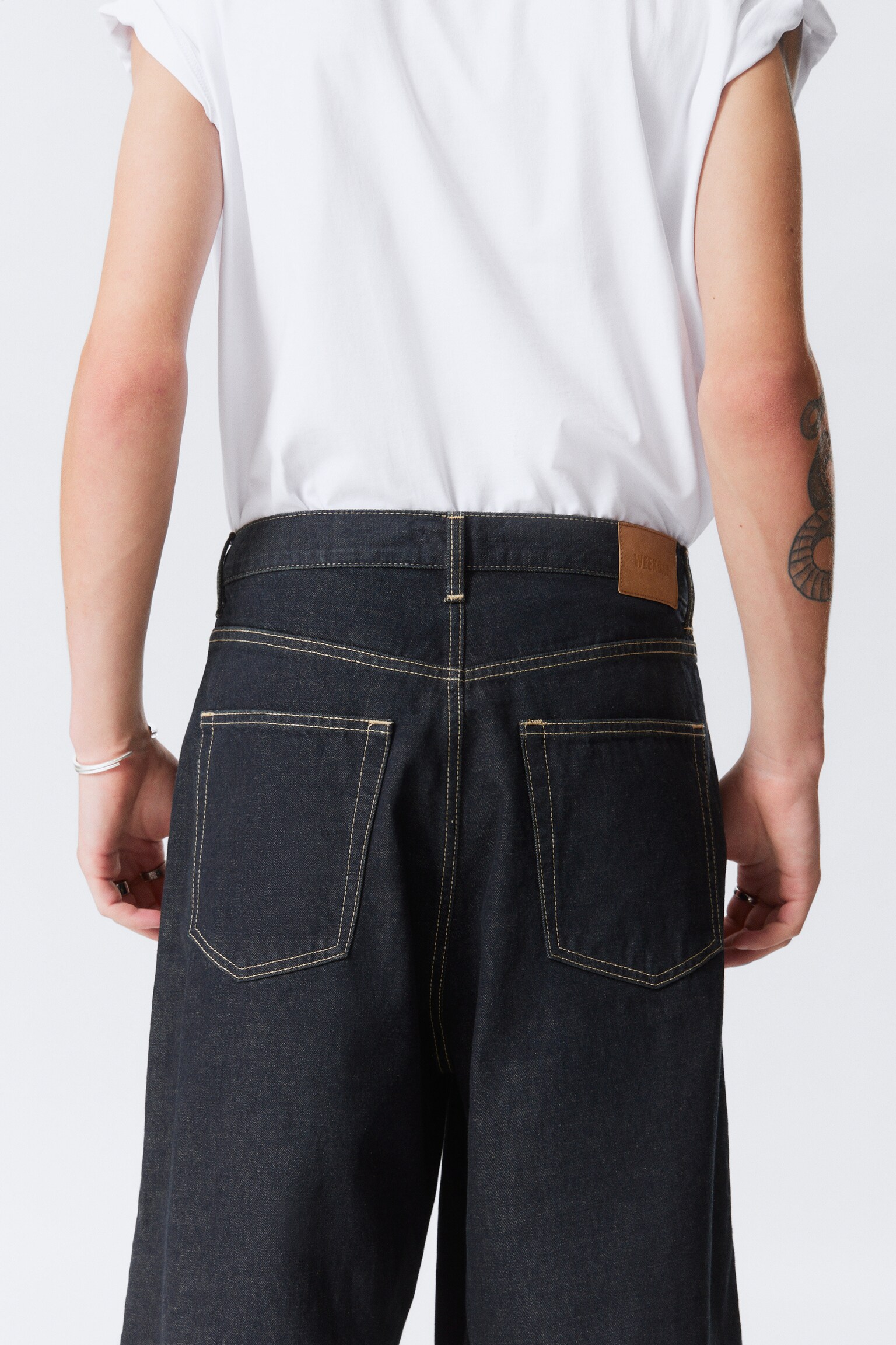 Pleated Loose Baggy Leg Jeans - Emerald Rinse - Dark Blue - 6