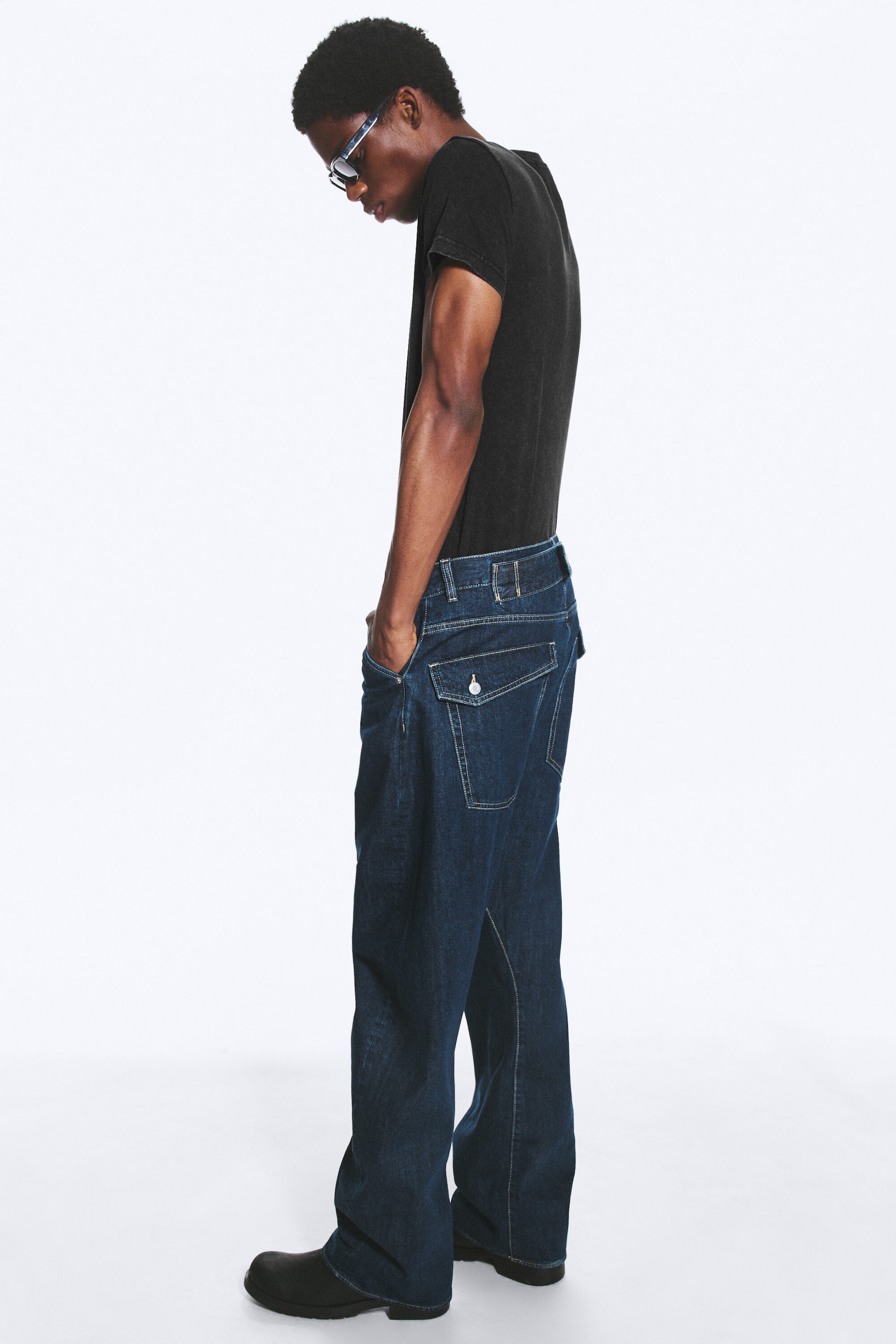 Blue Rinse - Dunkelblau - Low Waist Loose Skewed Jeans - 1