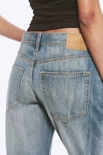 Gloria Blue - Medium Blue - Helix Low Rise Regular Flared Jeans - 4