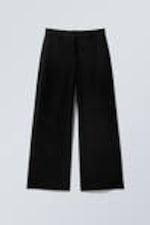 Schwarz - Locker geschnittene Anzughose mit niedriger Taille - 4