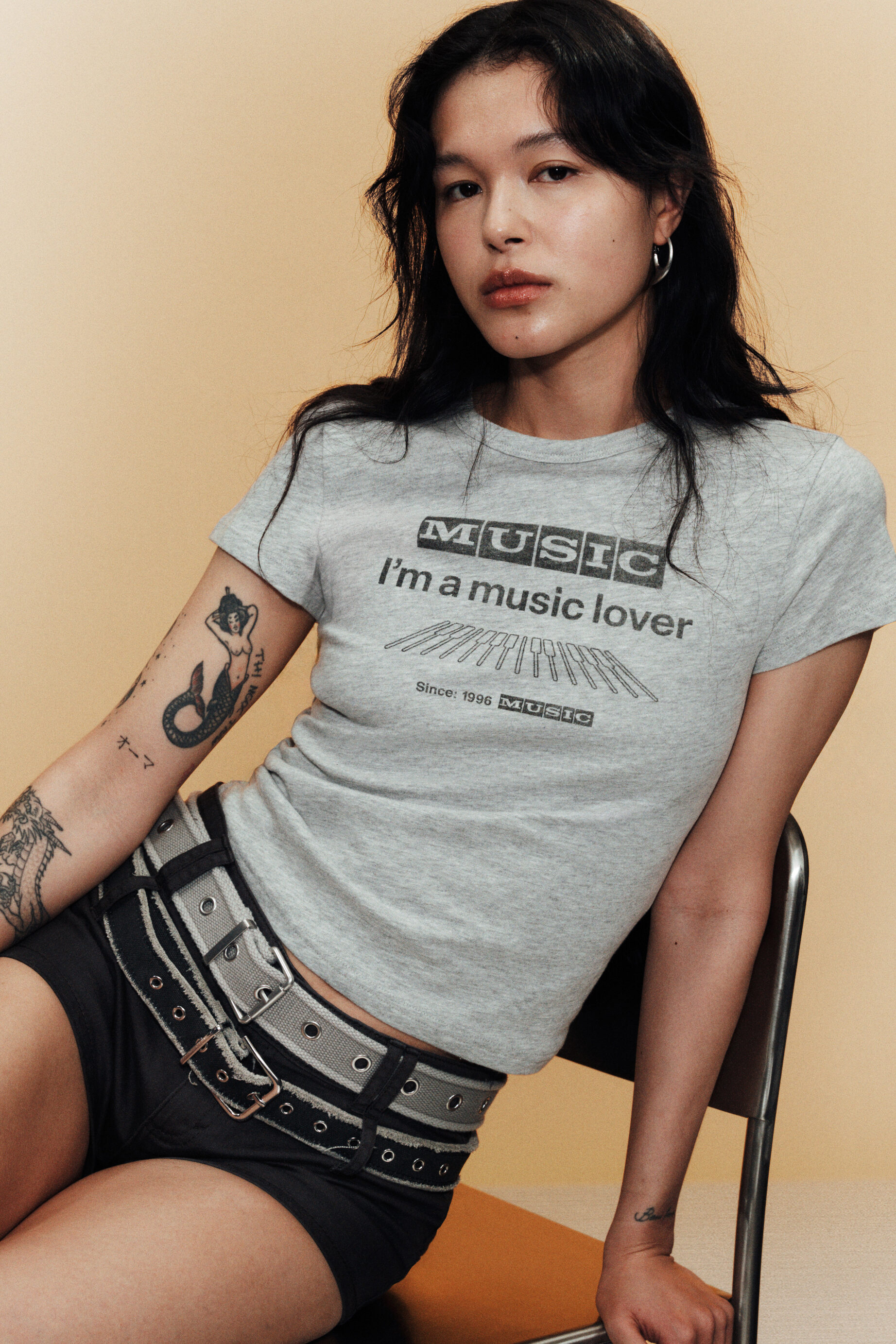 rosabel printed baby tee - Light Beige - Cherry | Monki WW