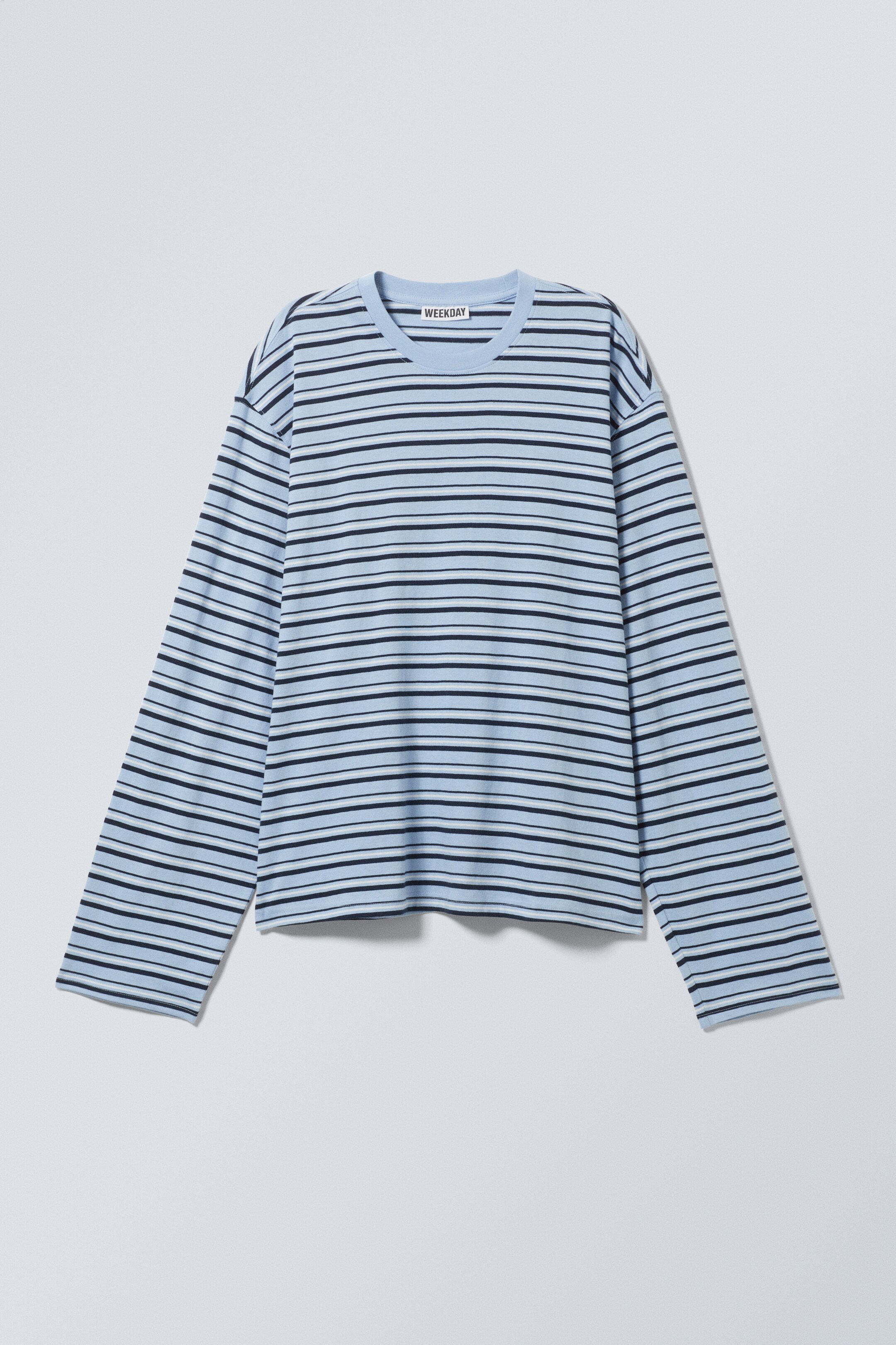 Größeres Bild ansehen: Gestreiftes Longsleeve mit Boxy Fit - Hellblau gestreift - Ladies | H&M DE 1