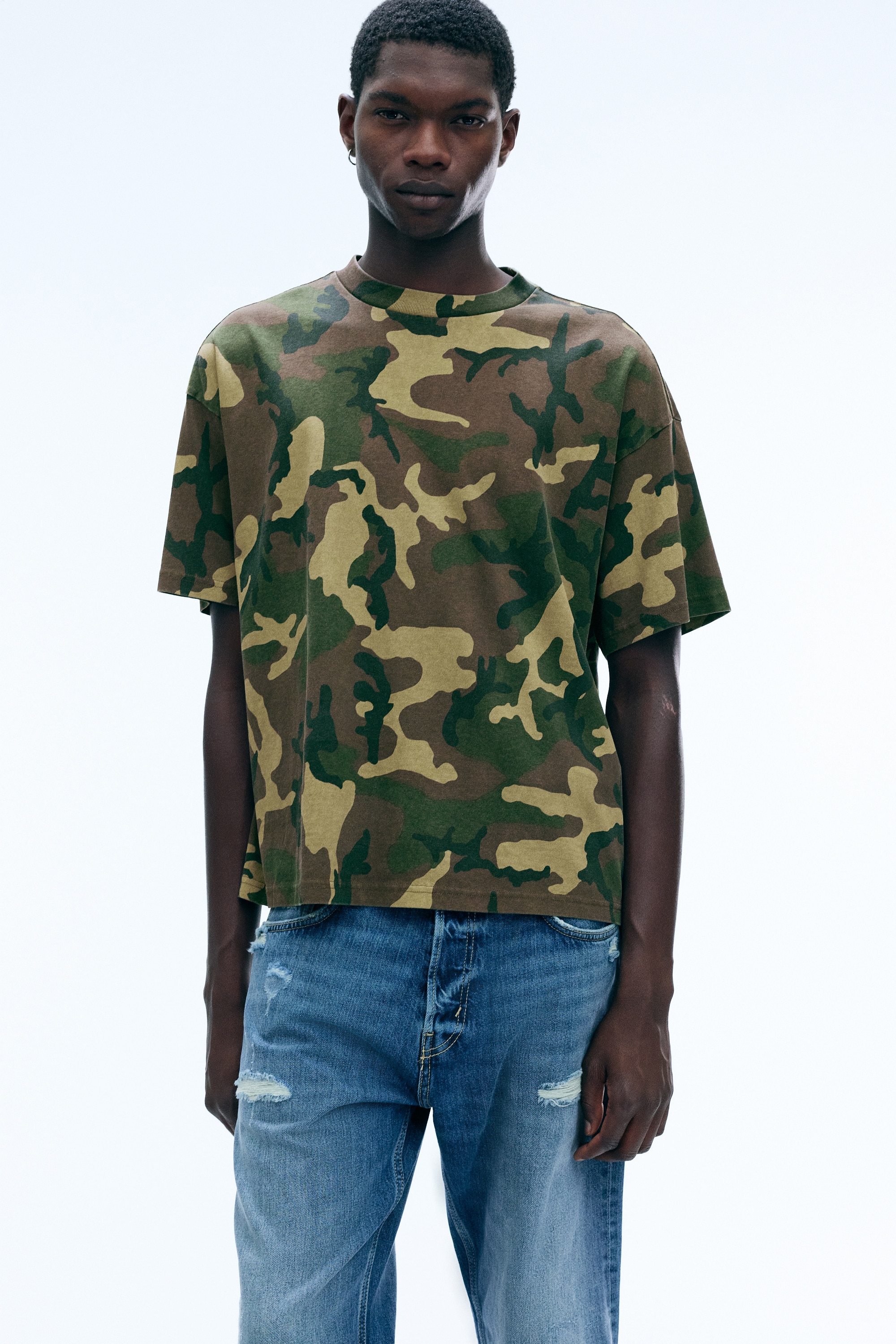 Great Boxy Printed Graphic Tee - Camo/Czarny - Warden/Ciemnozielony - Skull/White - Welcome To Earth/Black - Karma/Żółty - Italy