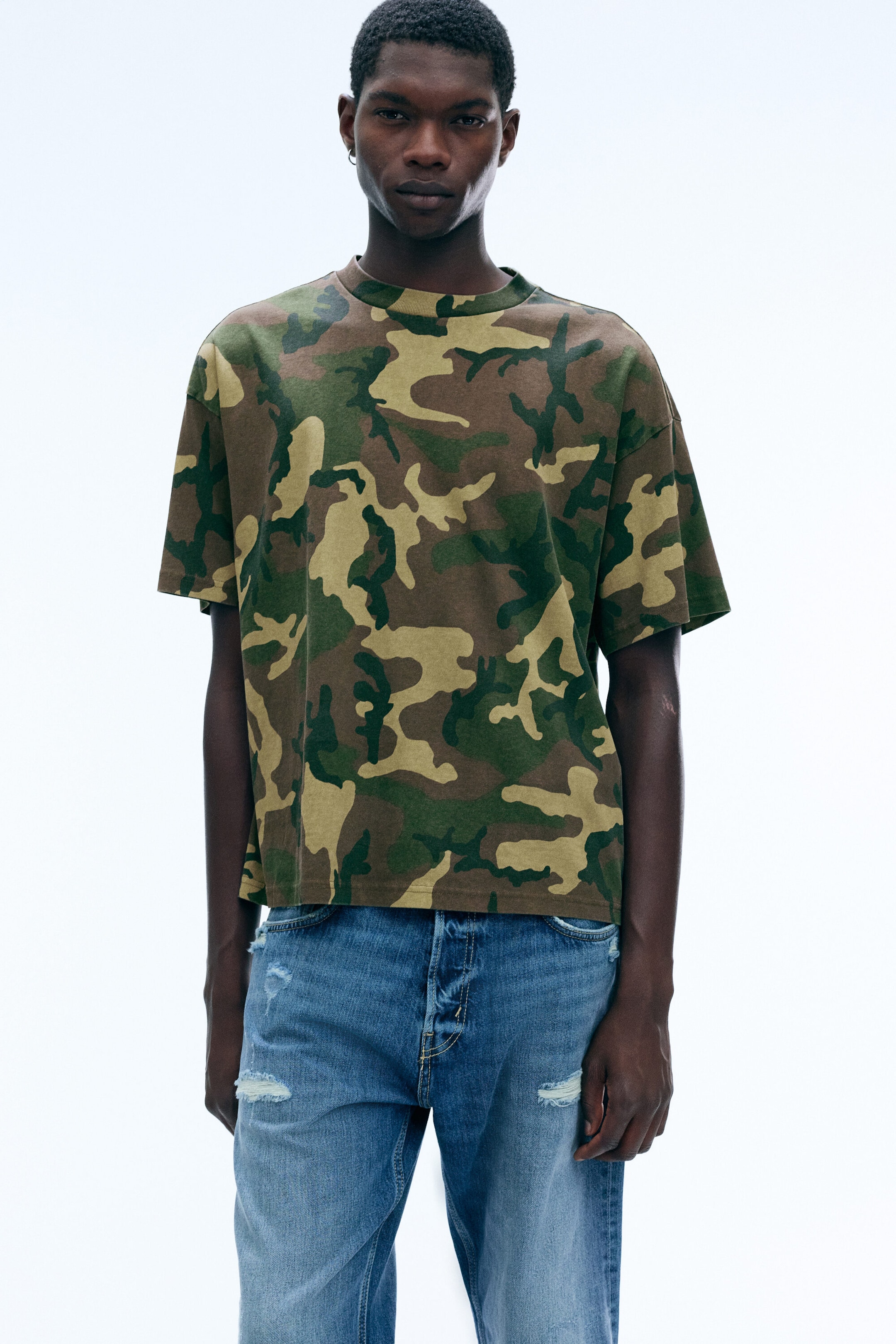 Camouflage - Bedrucktes kastiges T-Shirt - 0