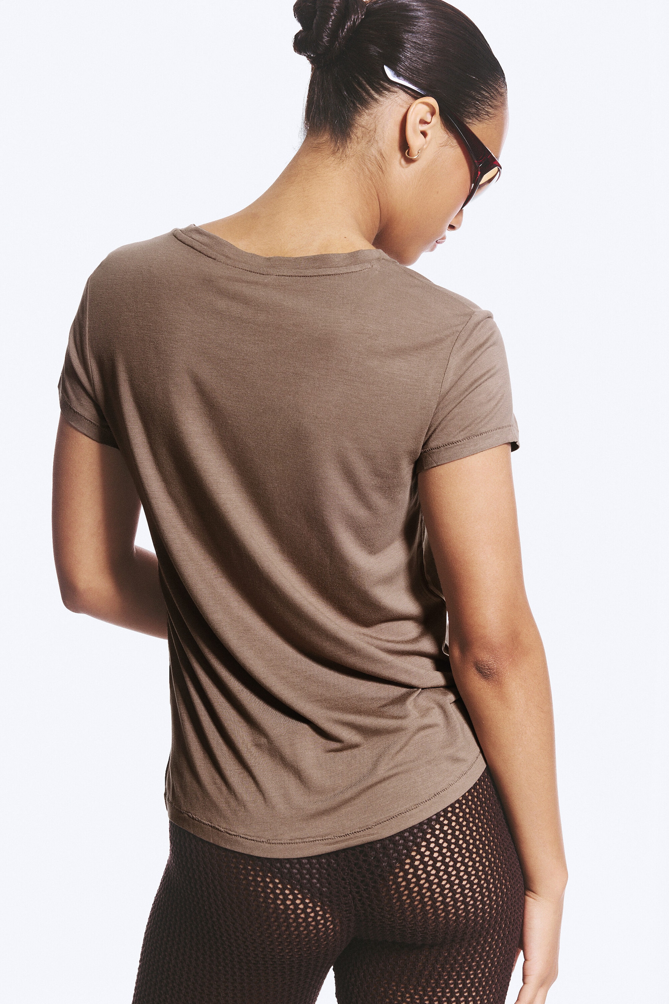 Dimmig Mullvad - T-shirt i viskos med normal passform - 3