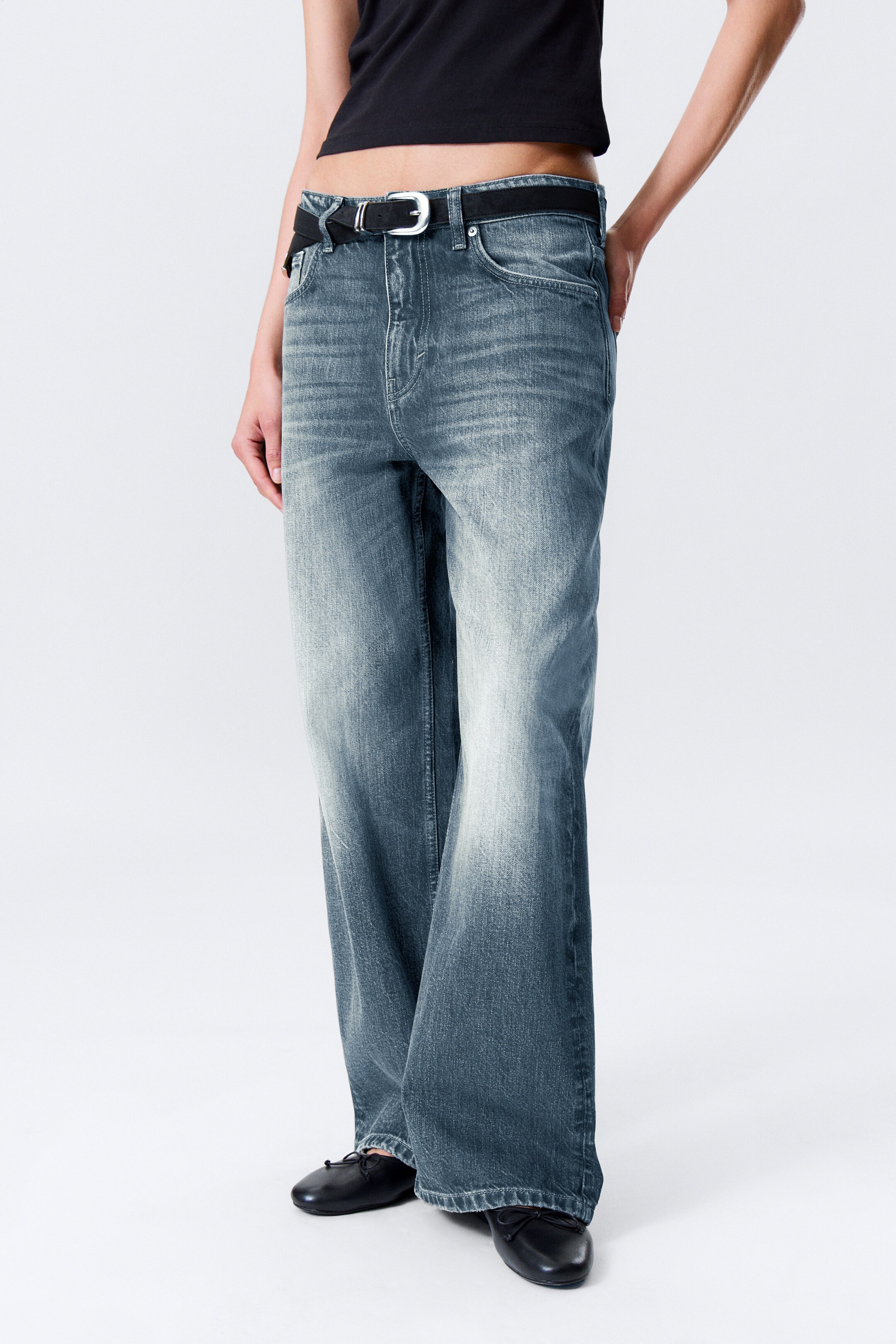 Agrandir l'image: Missy Low Rise Loose Straight Leg Jeans - Mountain Blue - Medium Blue - FEMME | H&M BE 3